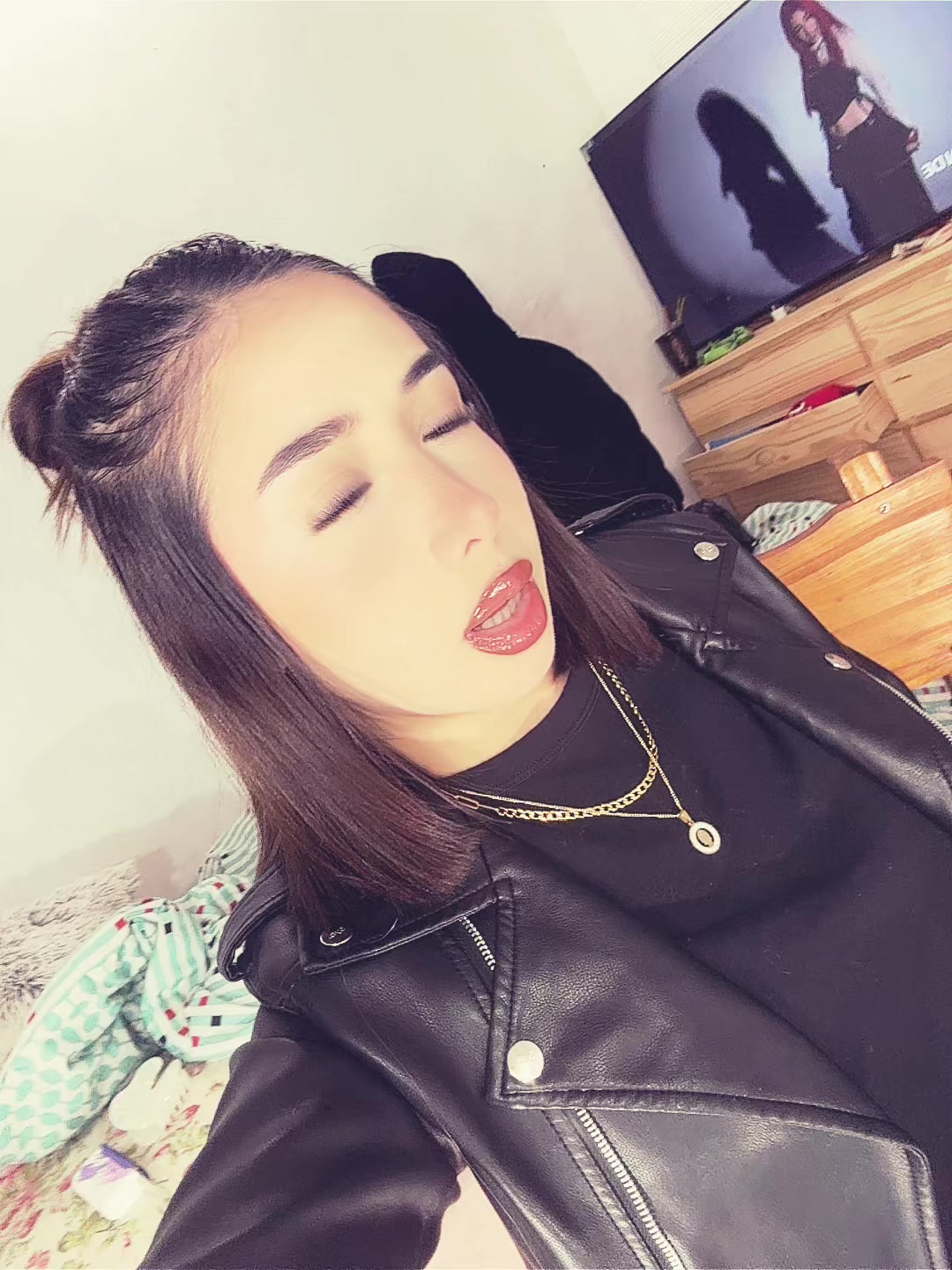 @Kiara