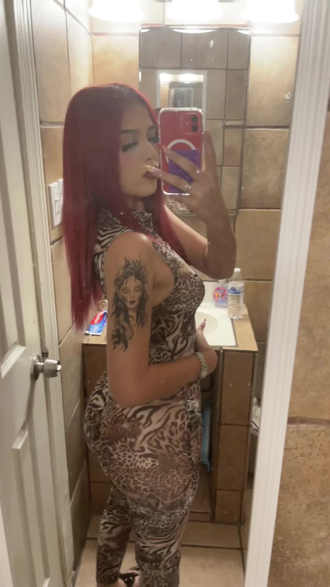 @MsYak