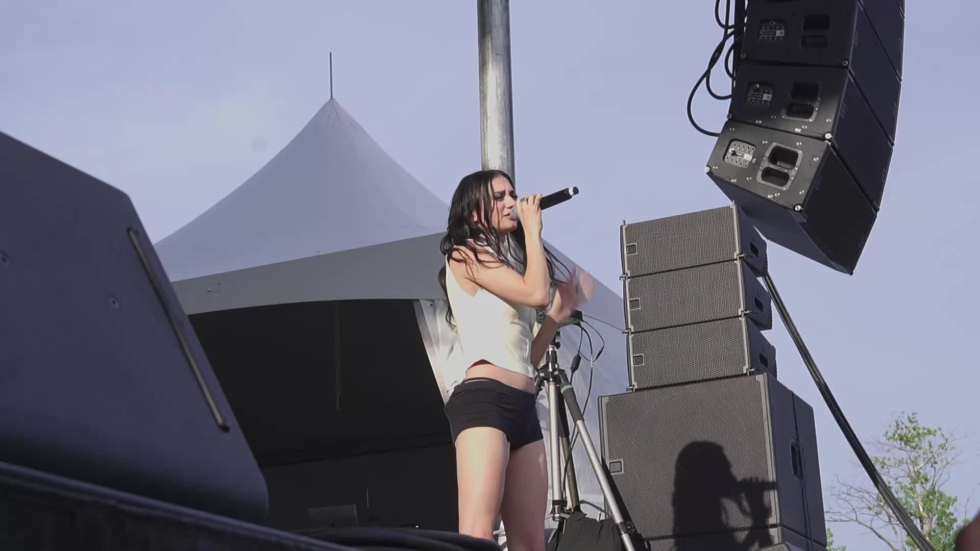 @Daya