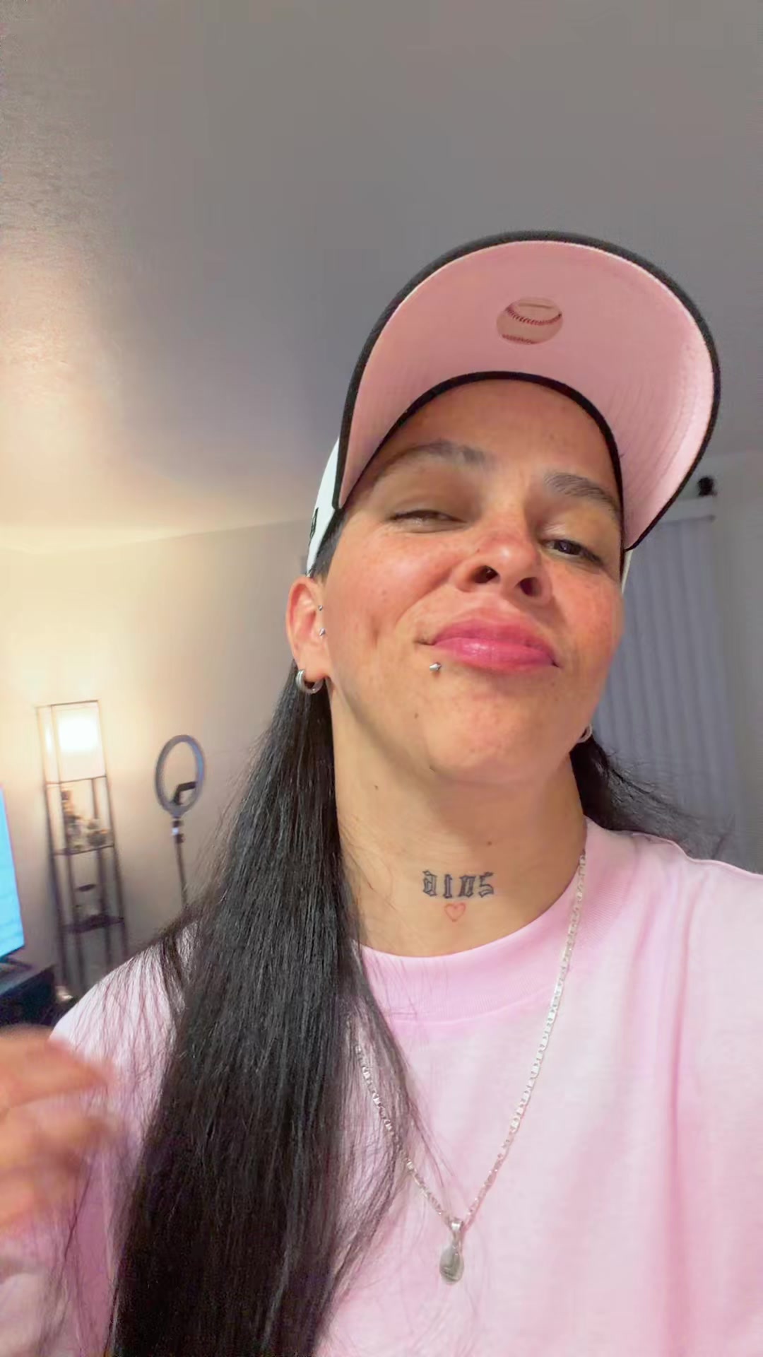 @𝓛𝓸𝔃𝓪𝓷𝓸🏳️&zwj;🌈💫