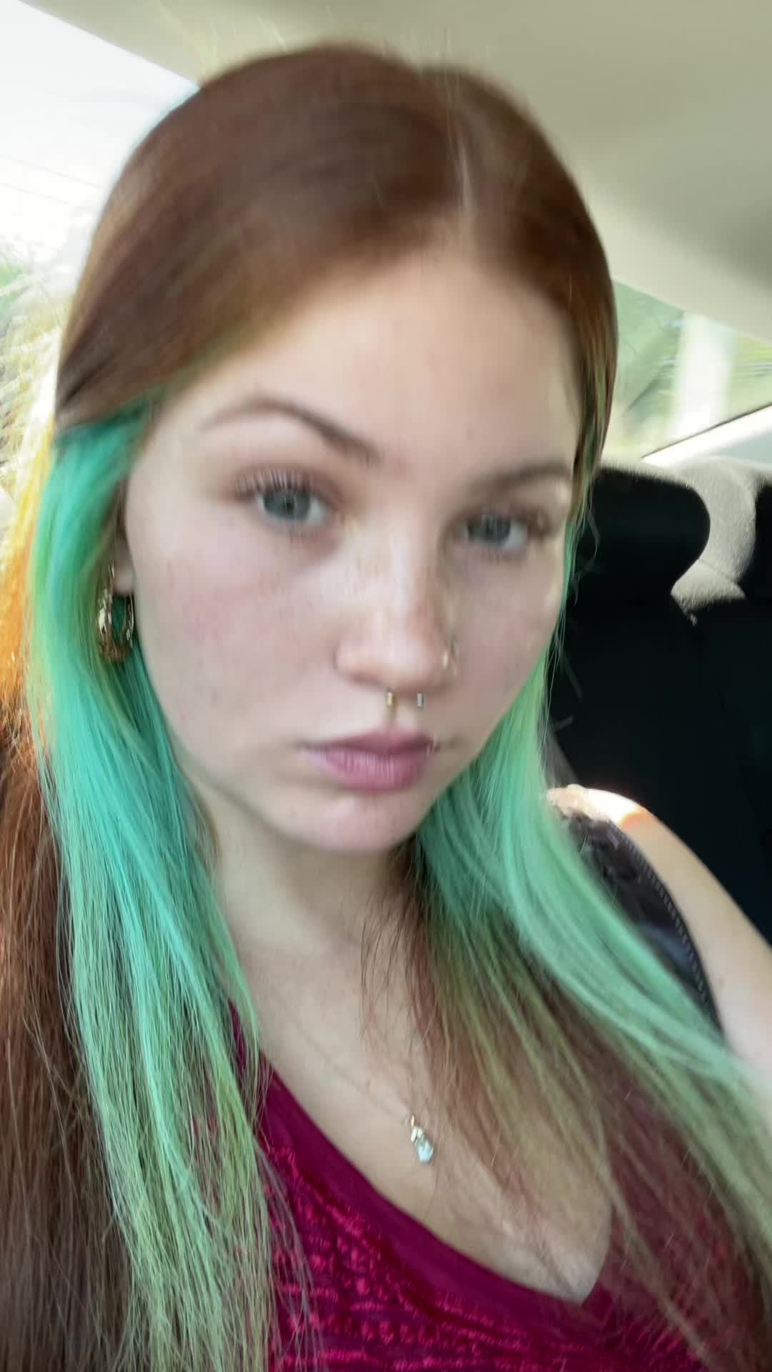 @🪱