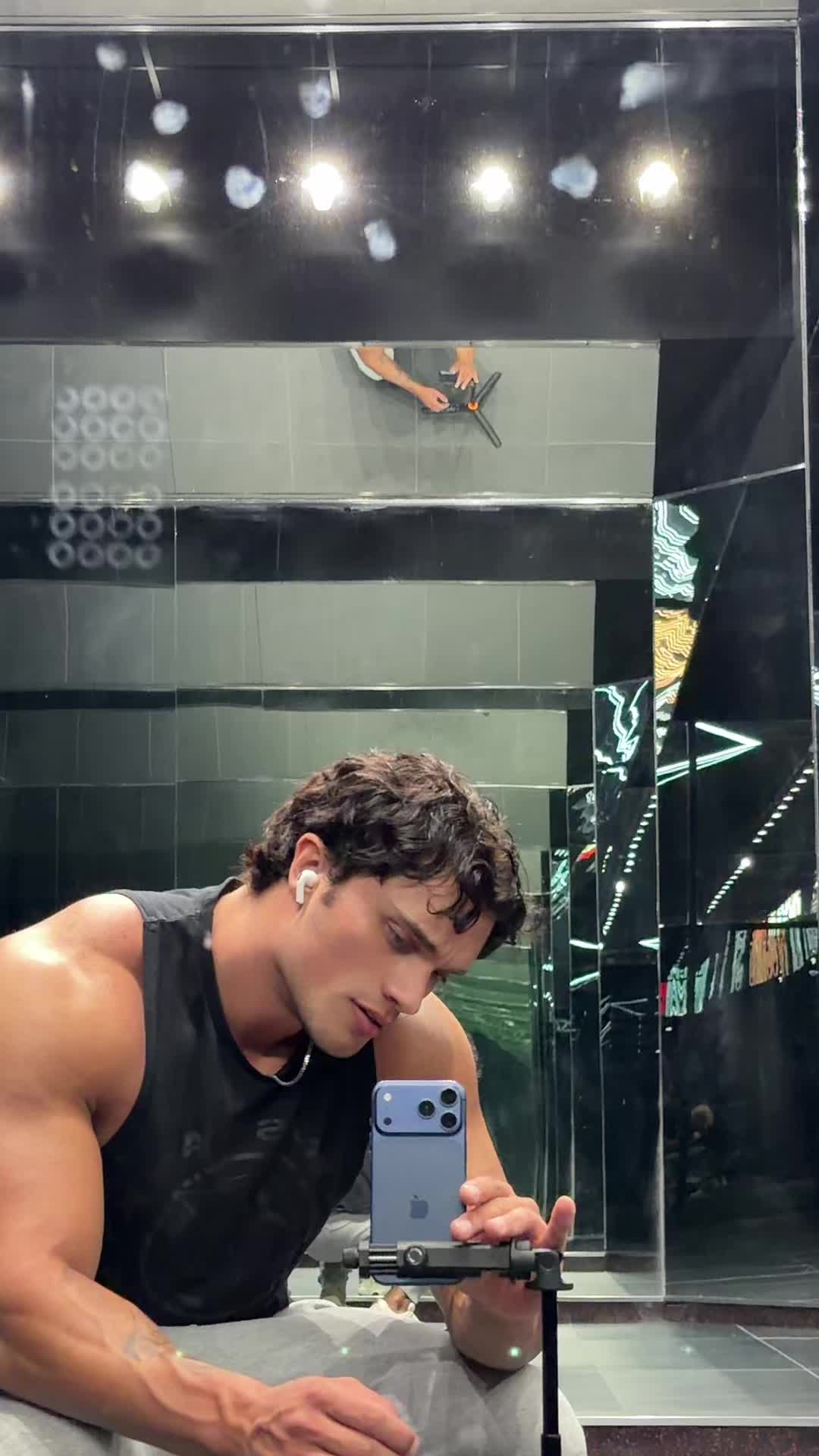 @landonsthompson