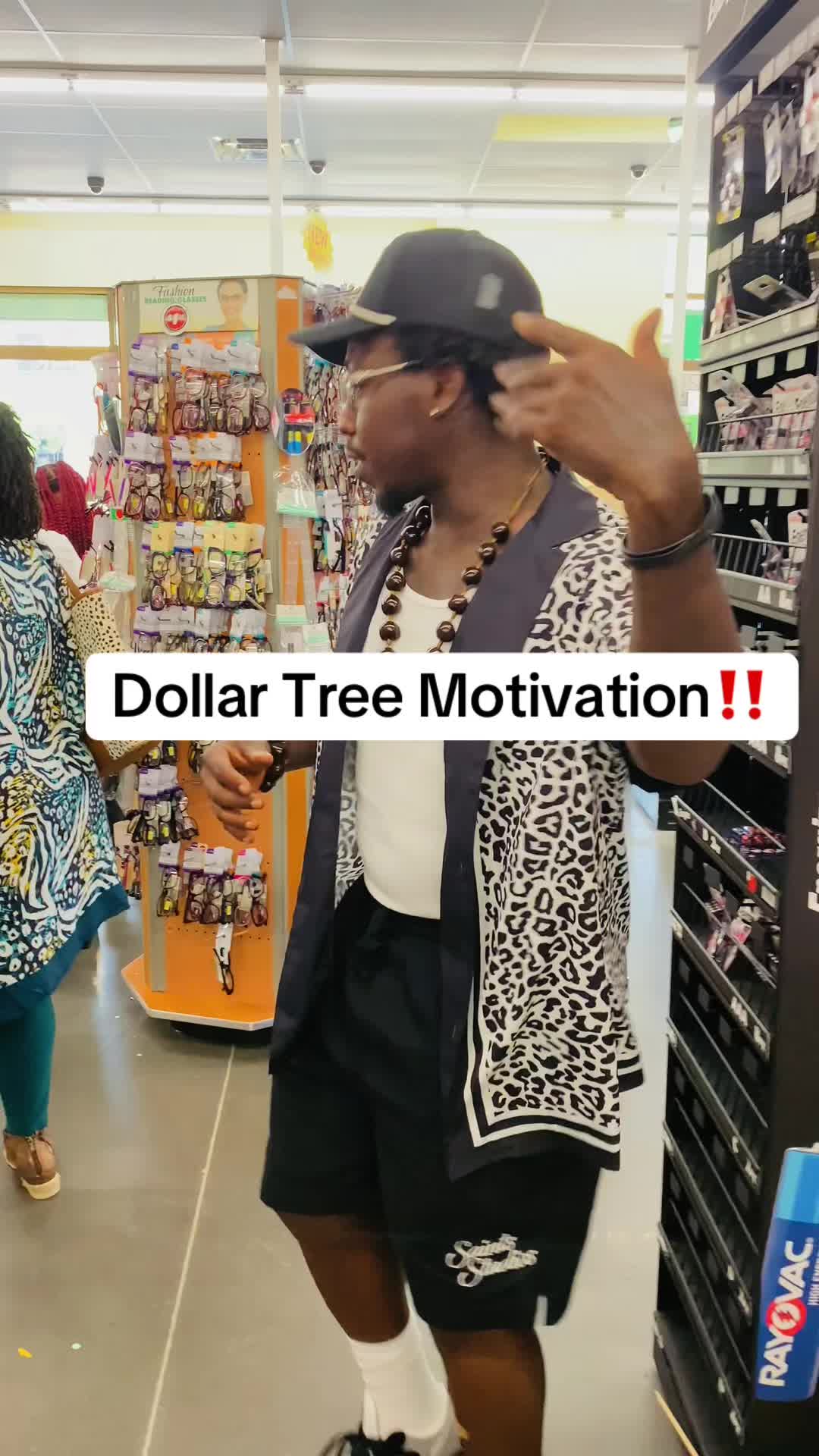 @JustEazz307