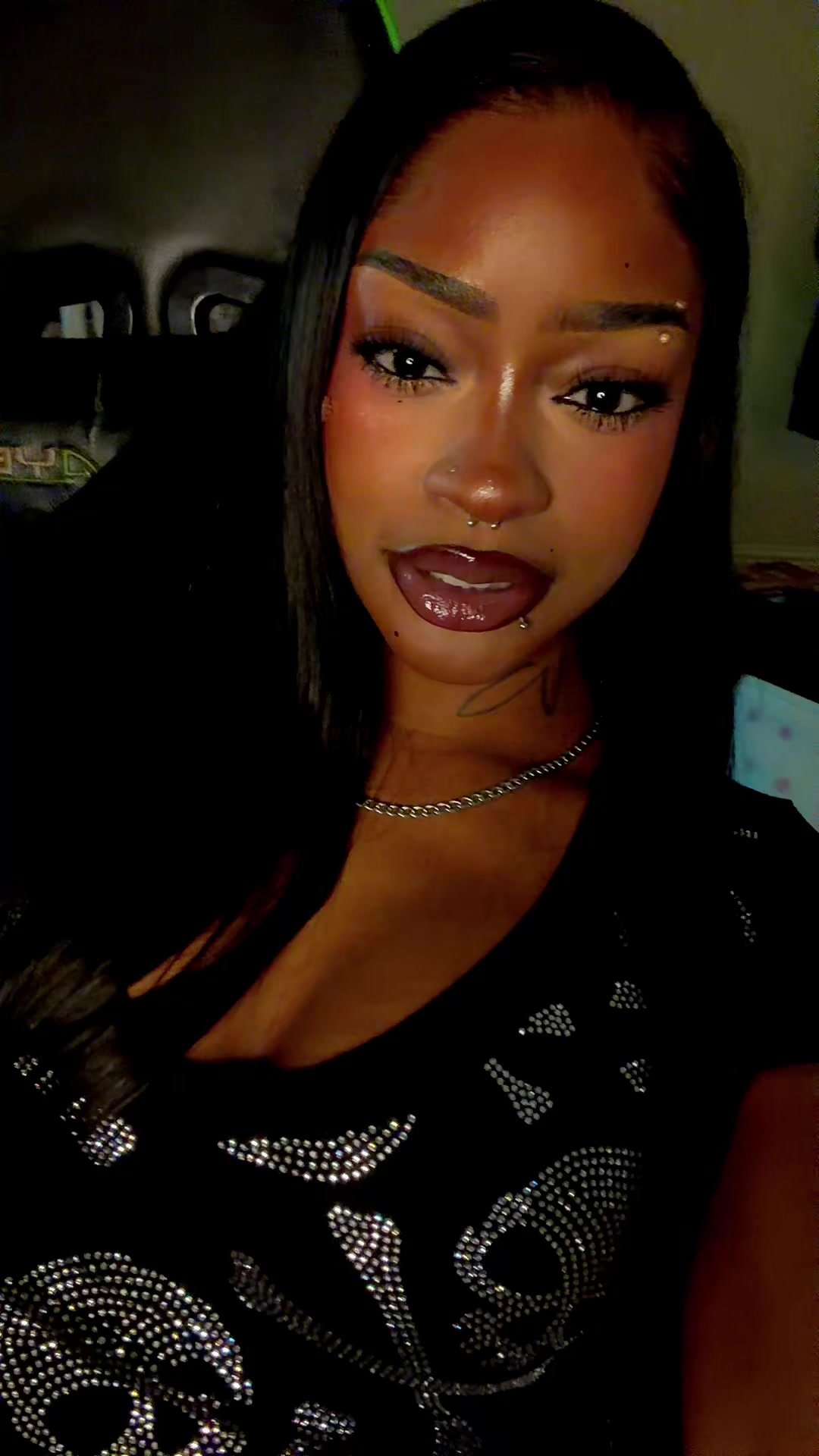 @himynamesunsirae