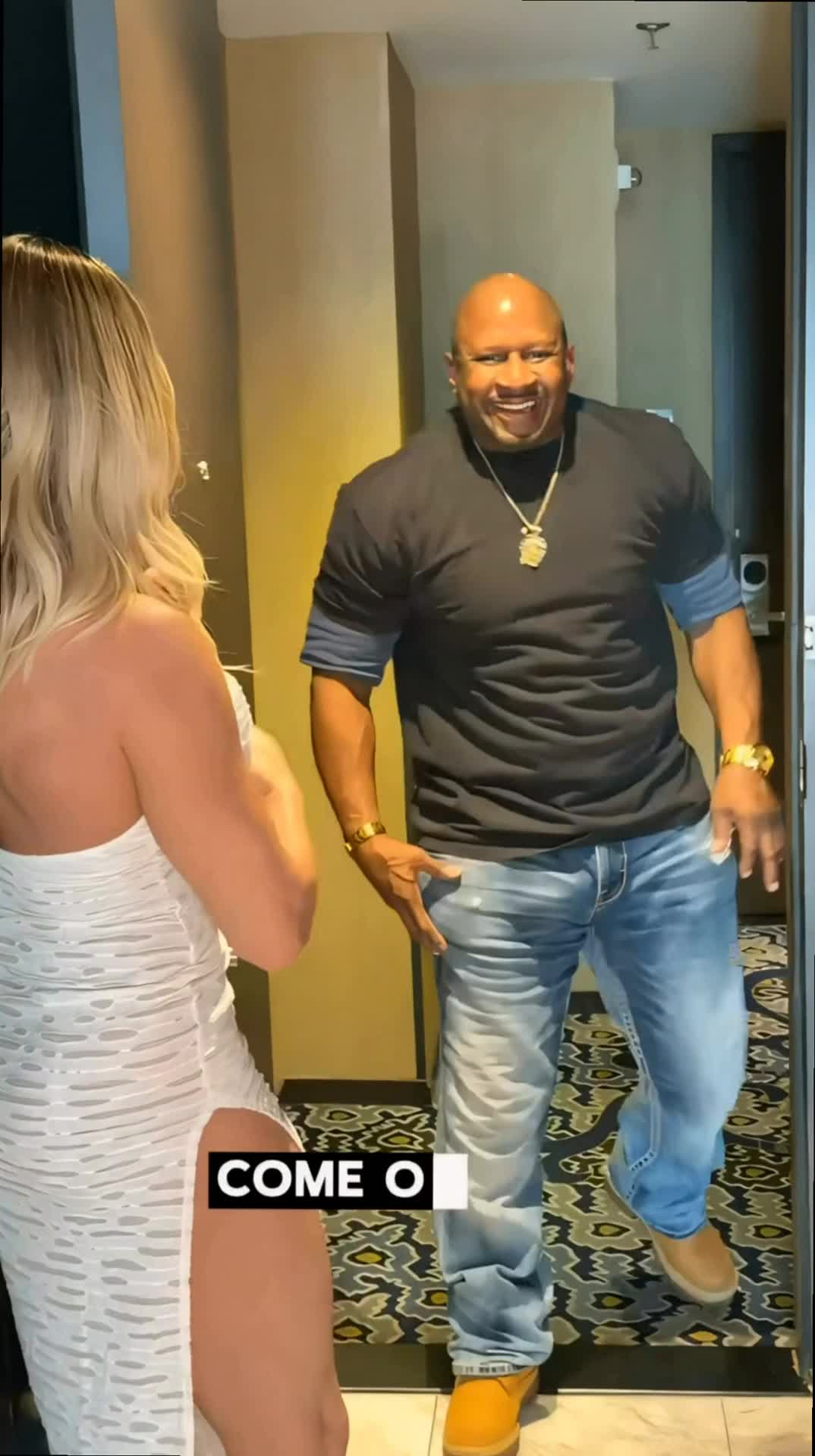 @FitwifeJewels