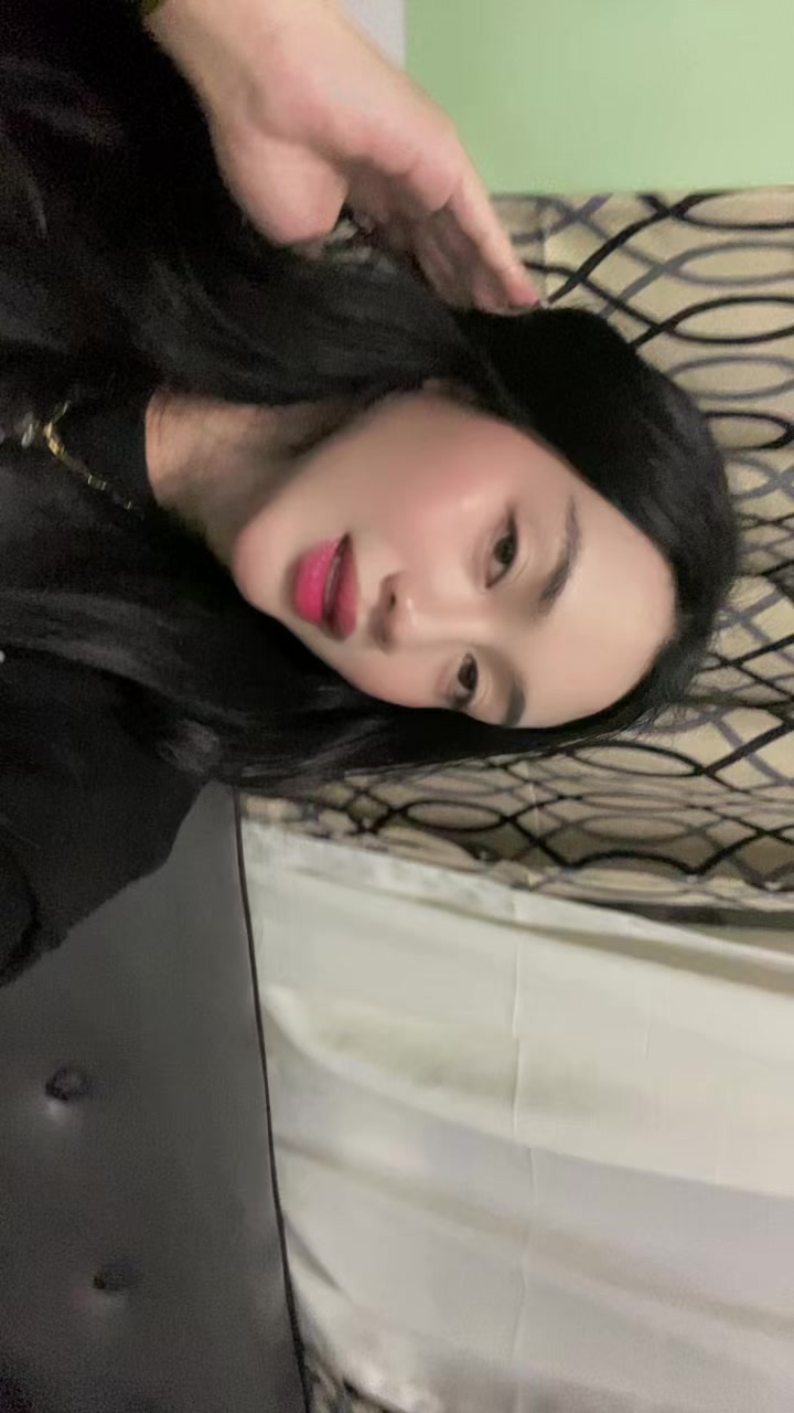 @Trixiee🤍