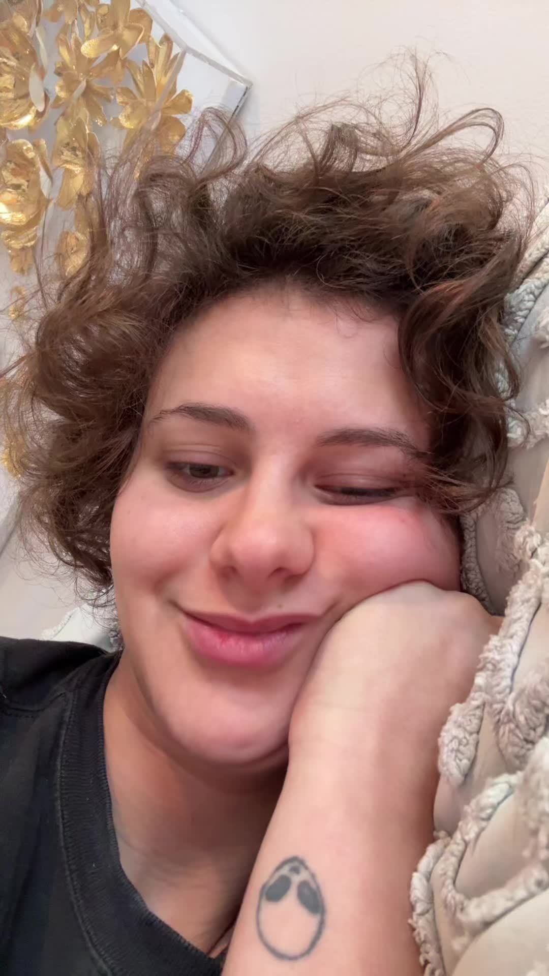 @Elina