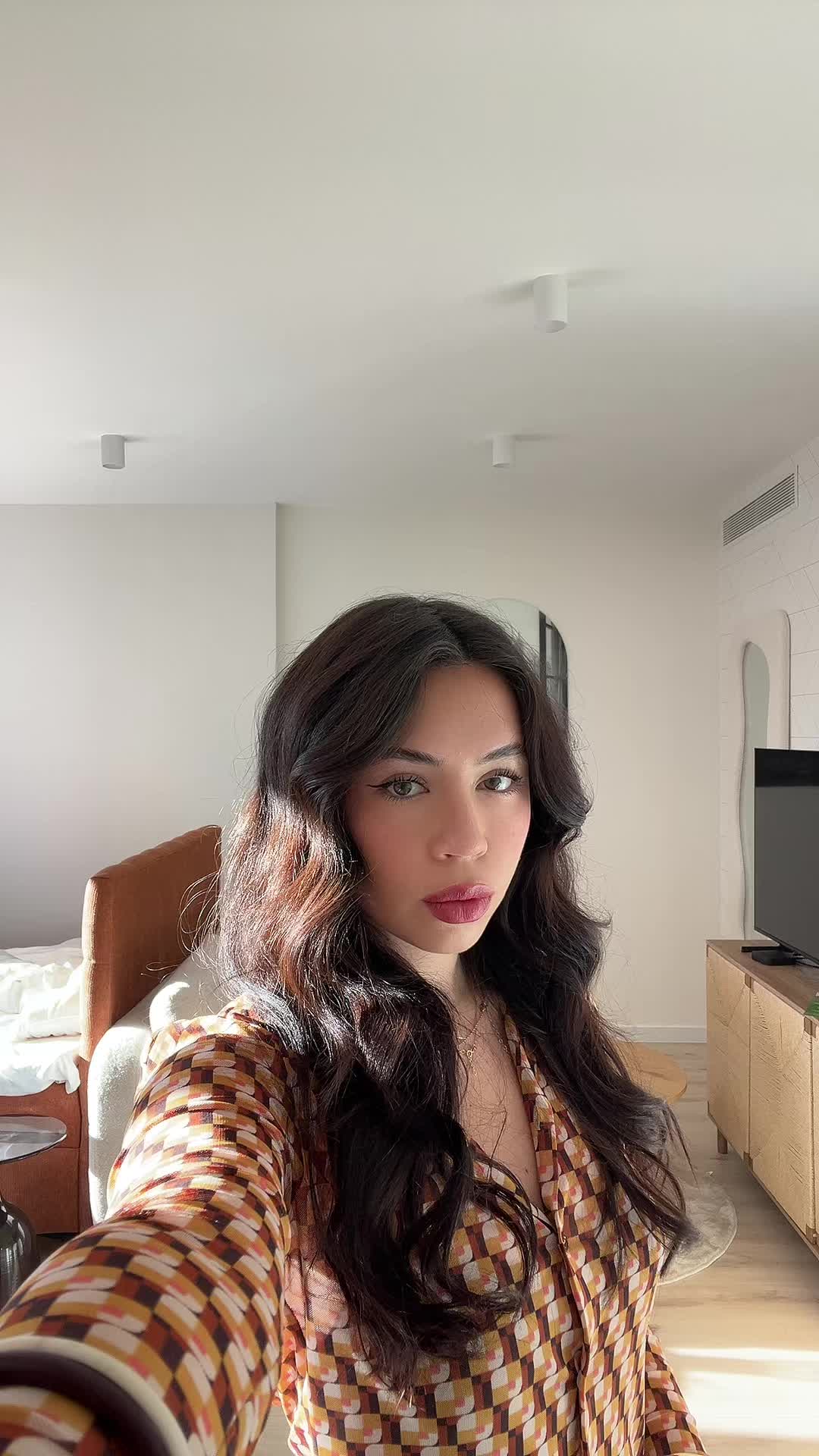 @J🧿