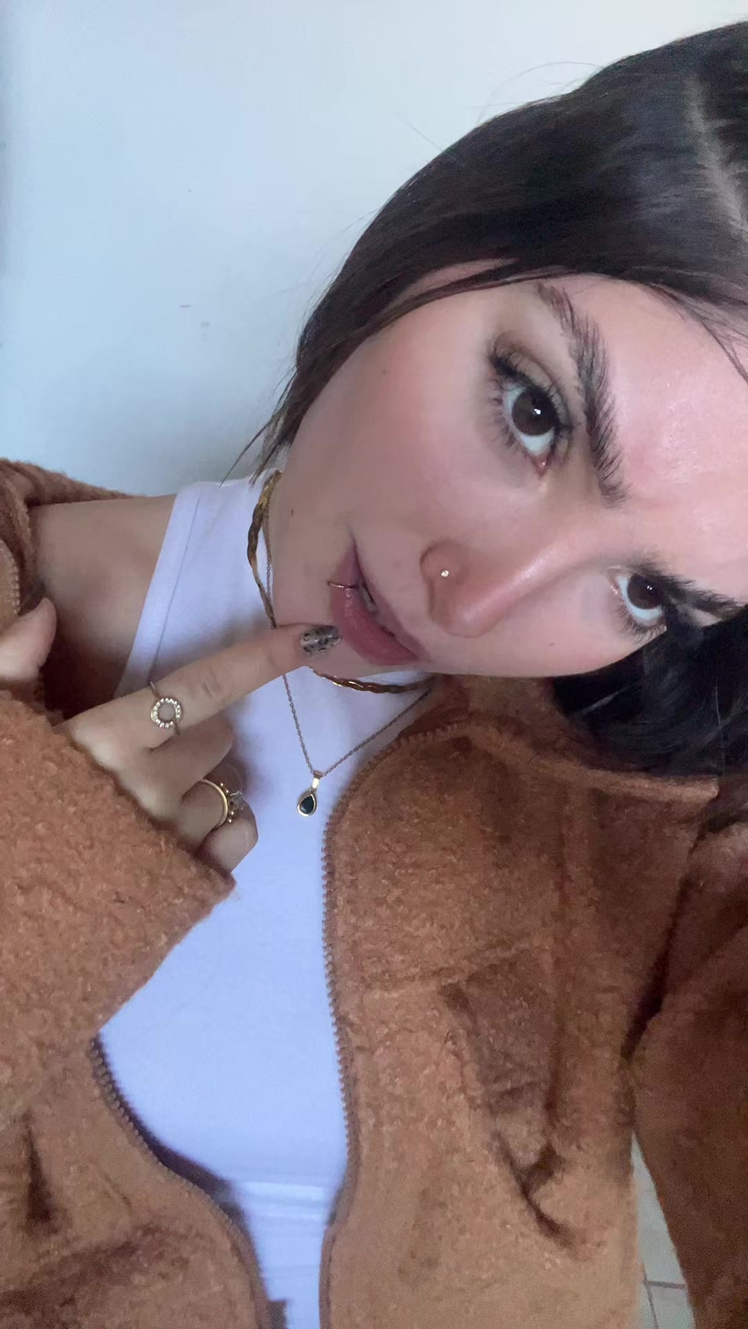 @Abii🍒