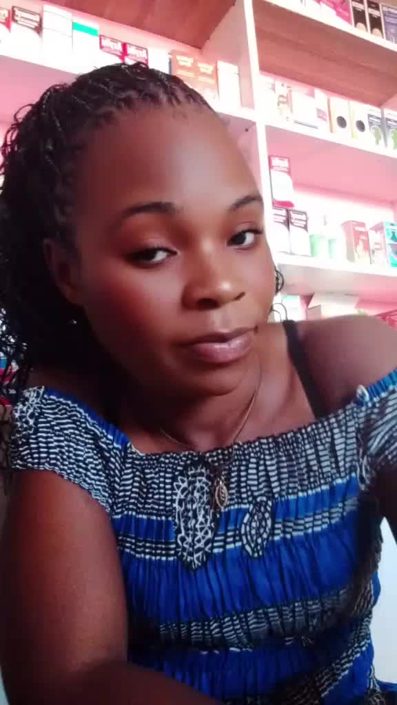 @violanash