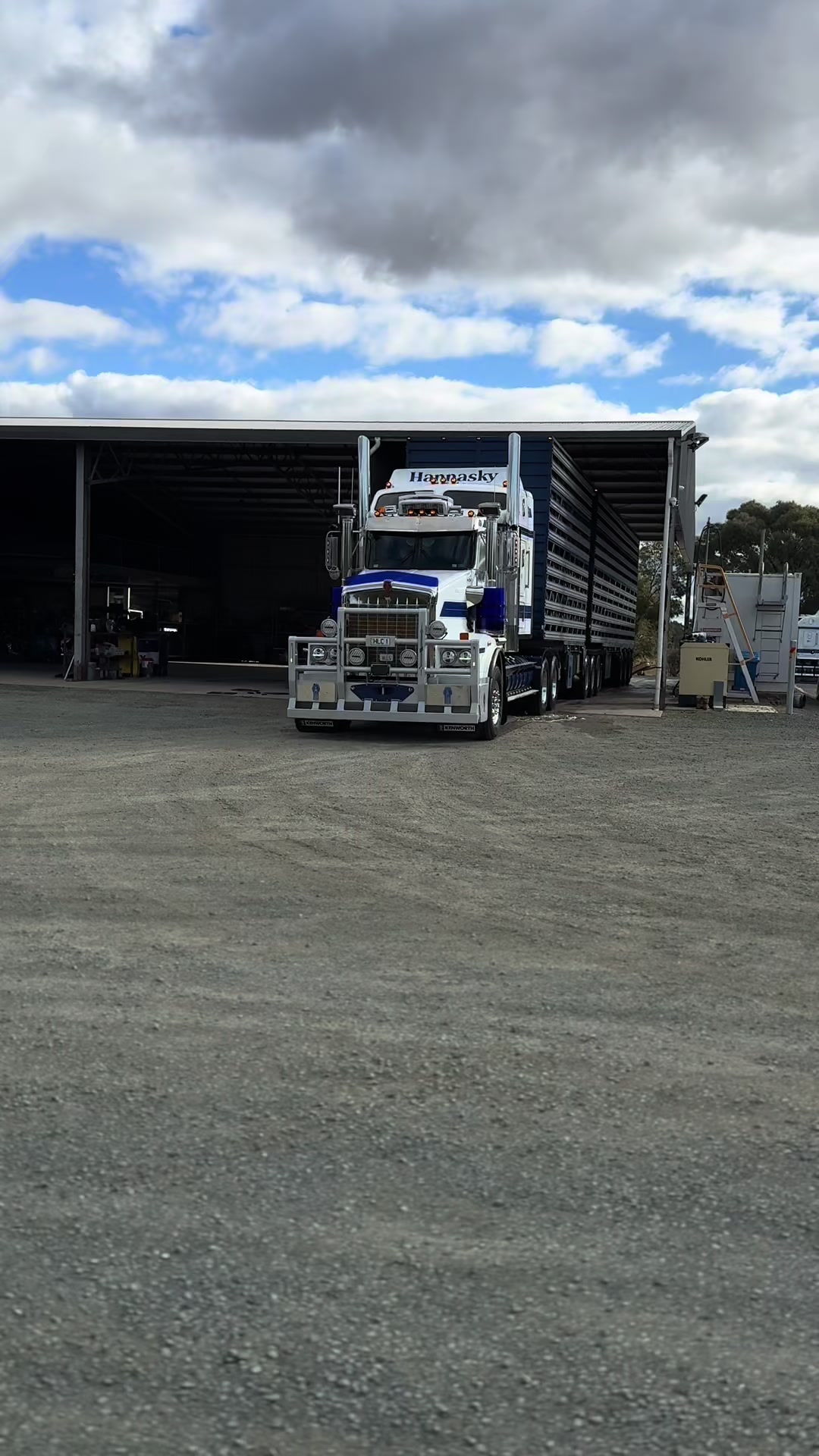 @Yourlocal_TruckSpotter