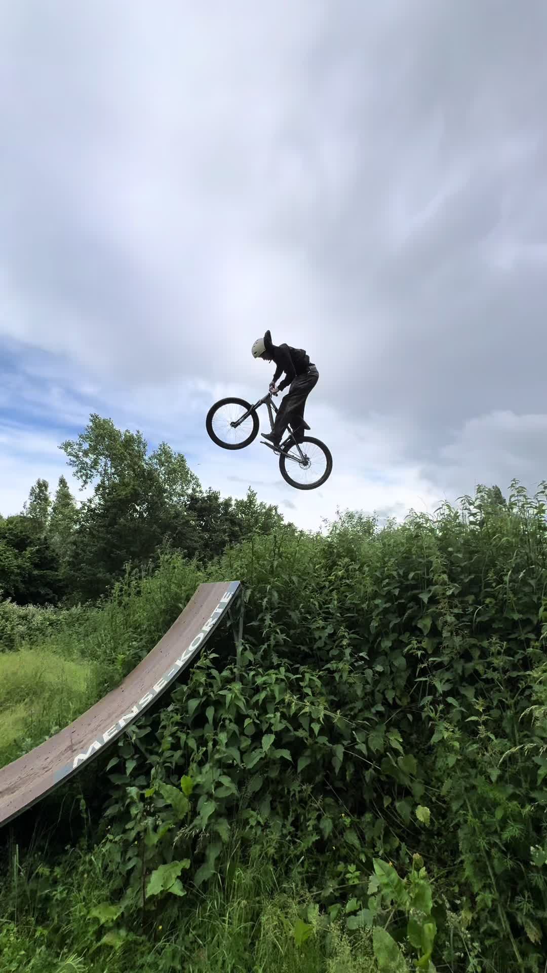 @phil.akkermann
