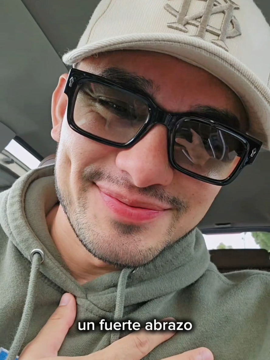 @Alex Uriostegui