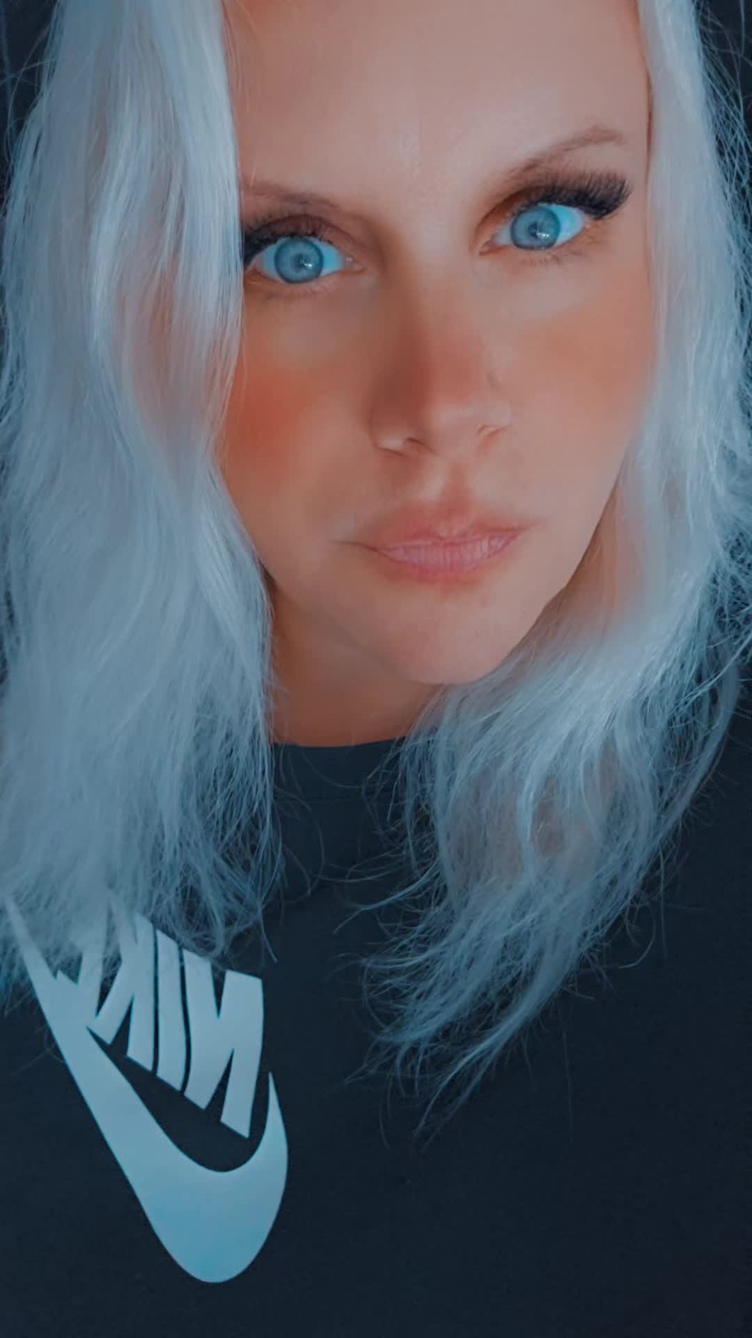 @Nicky🍒⭐️