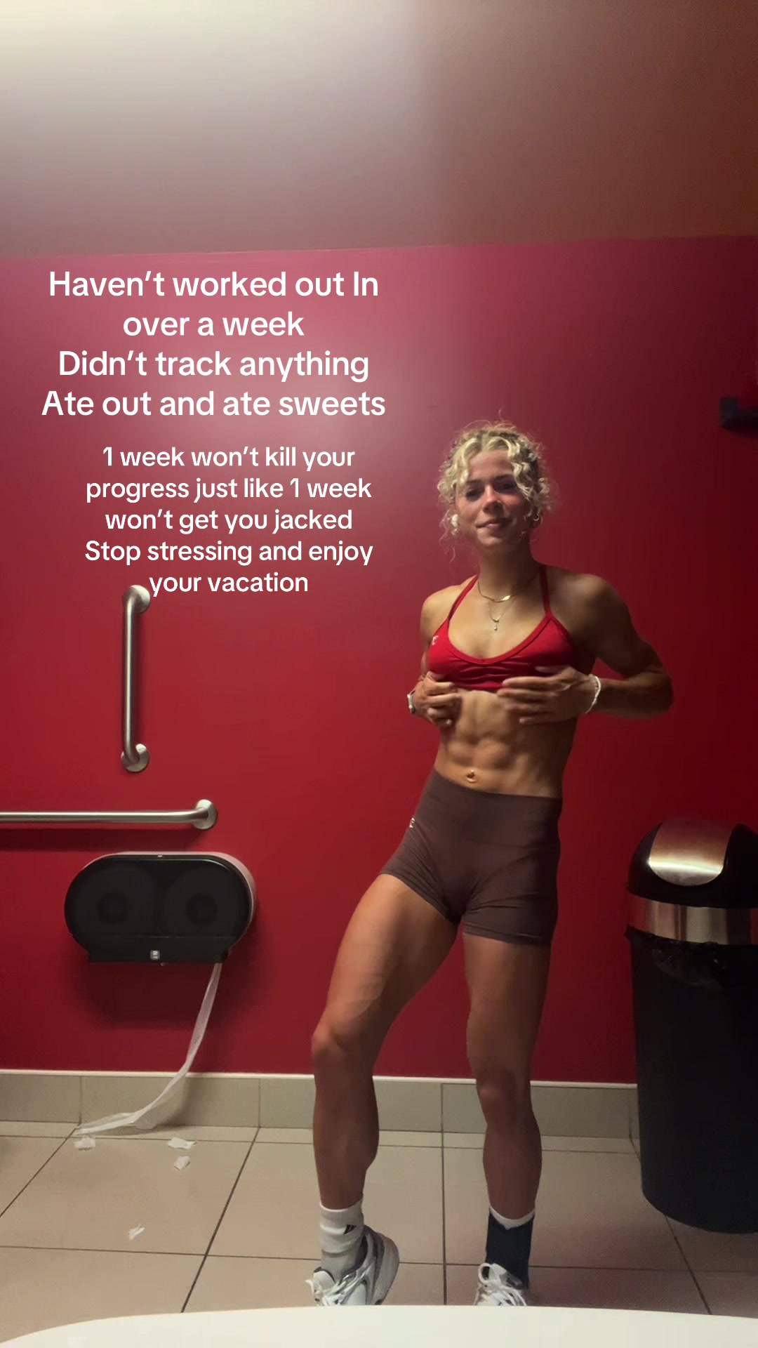 @Claire Isabelle |FITNESS COACH