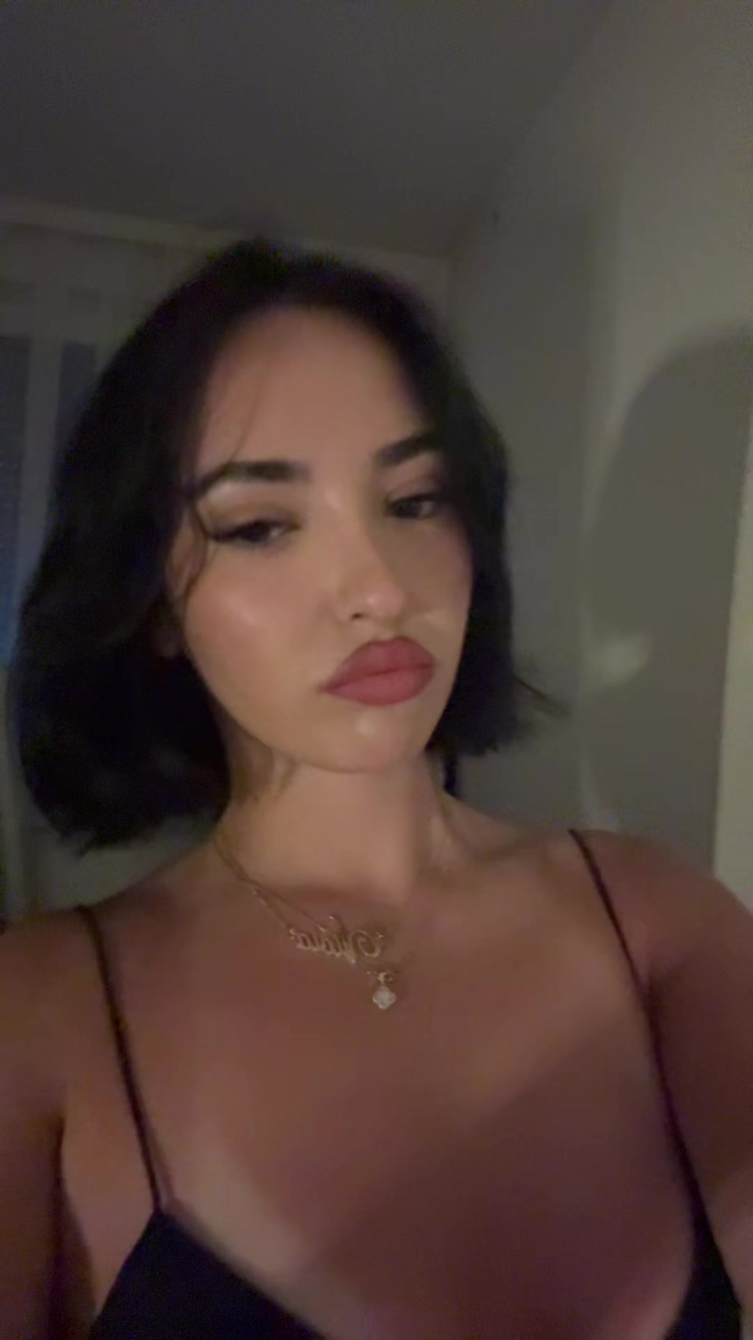 @VH