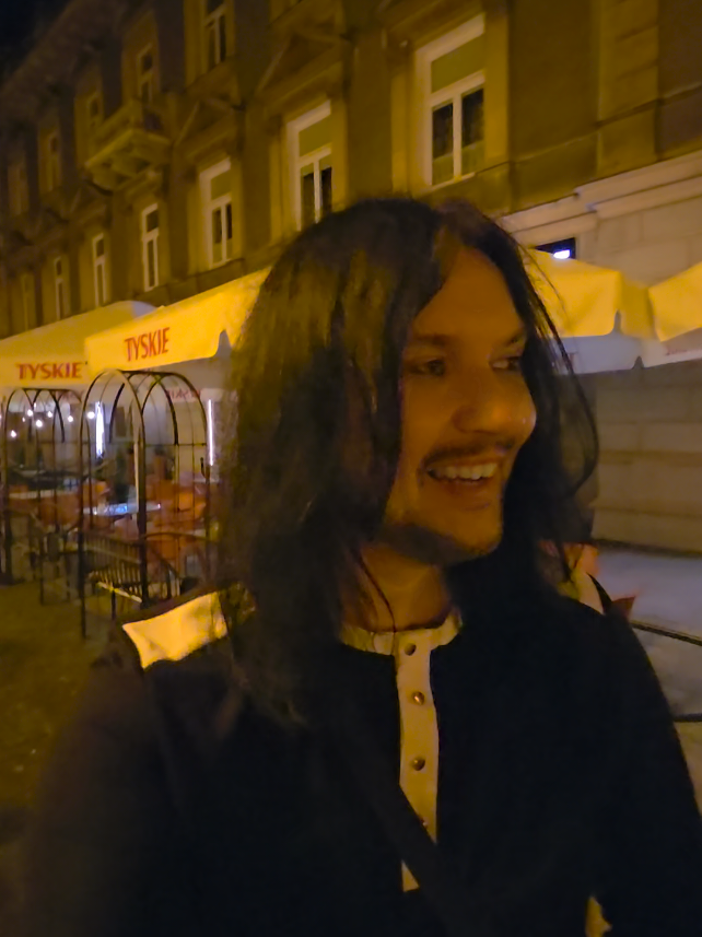 @Paweł Mosiołek