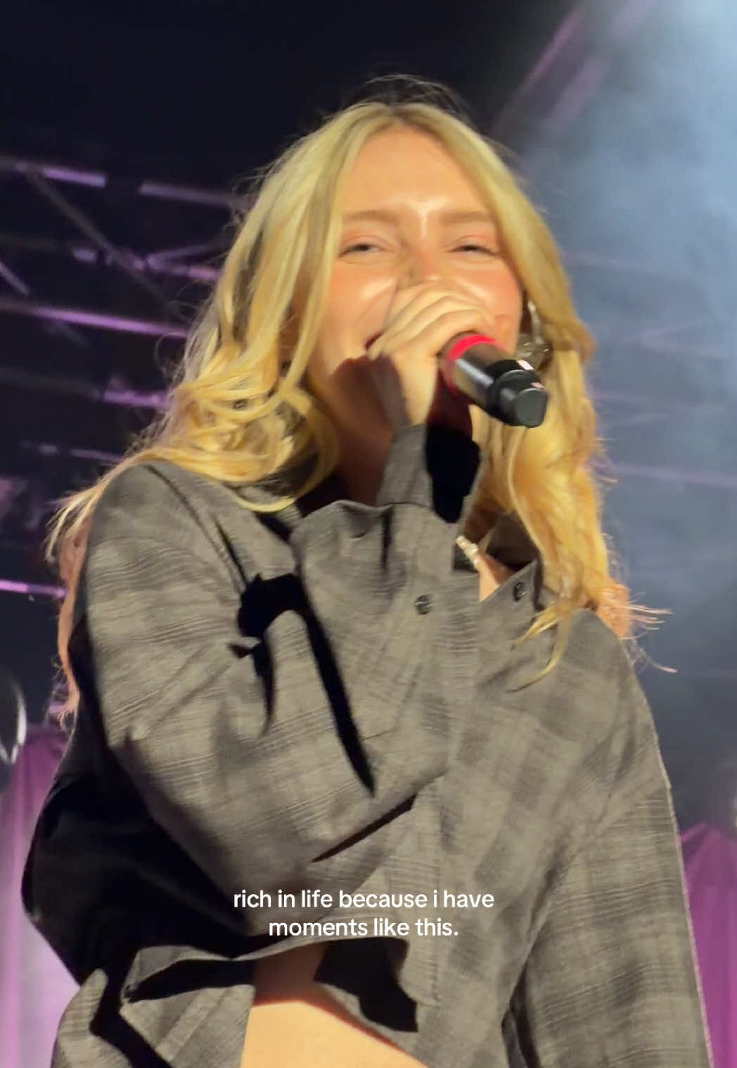 @Lina L. Strahl; xstrahlerlovex