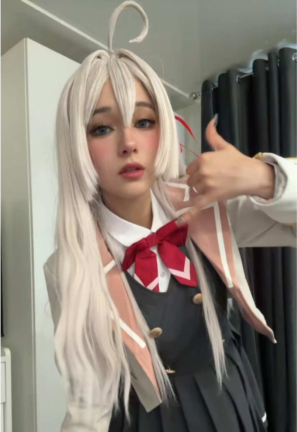 @fripka.cos