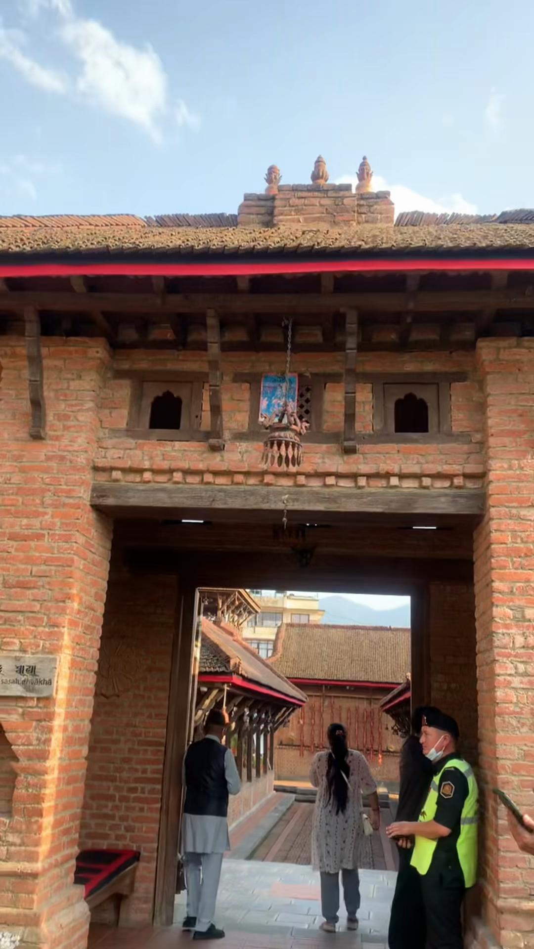 @Suuniitaa Thapa