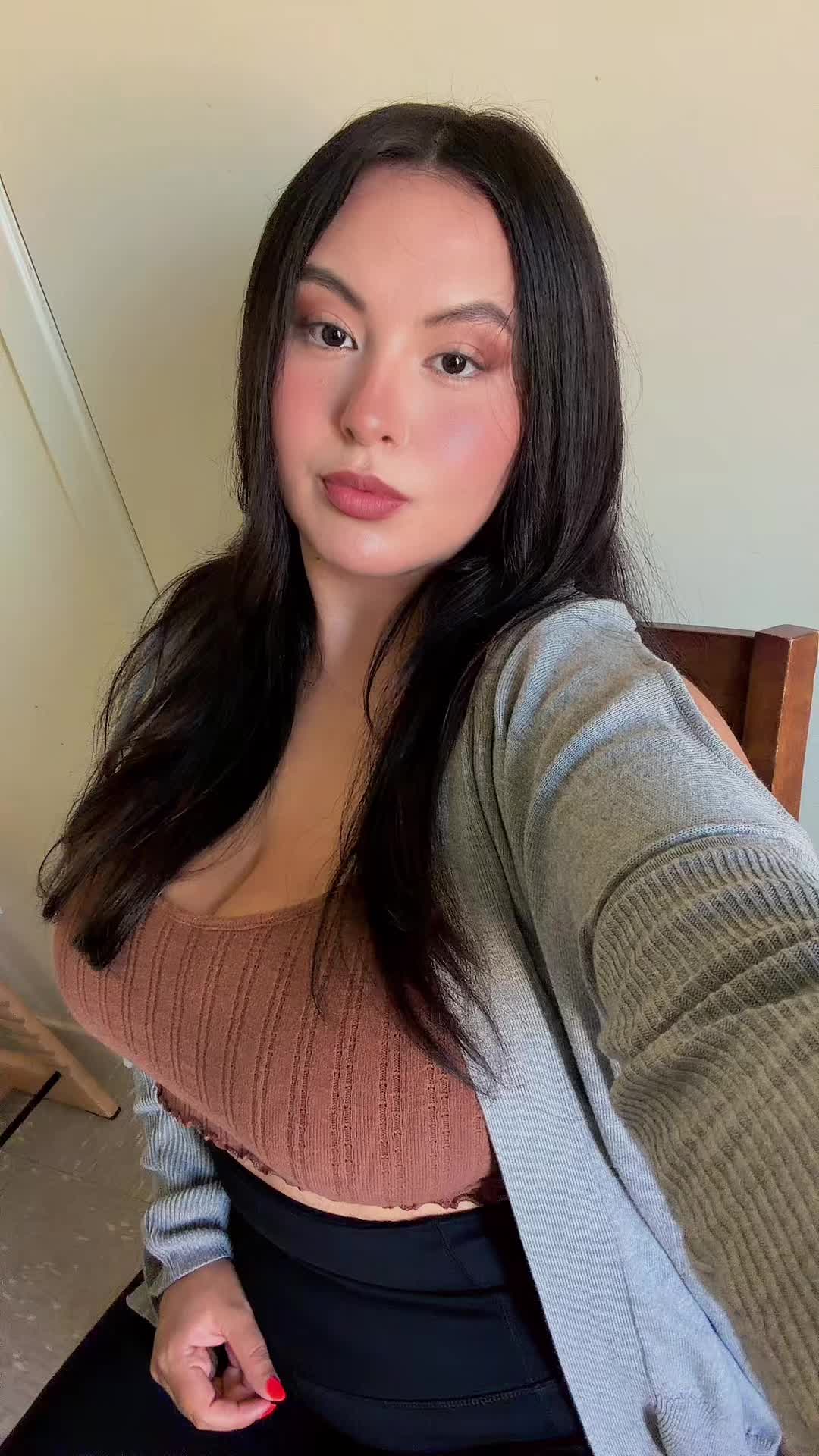 @vivygrindz