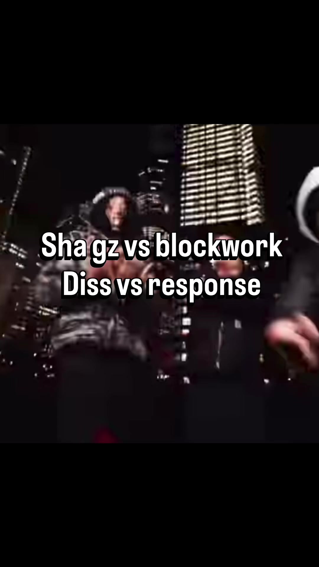 @⃟