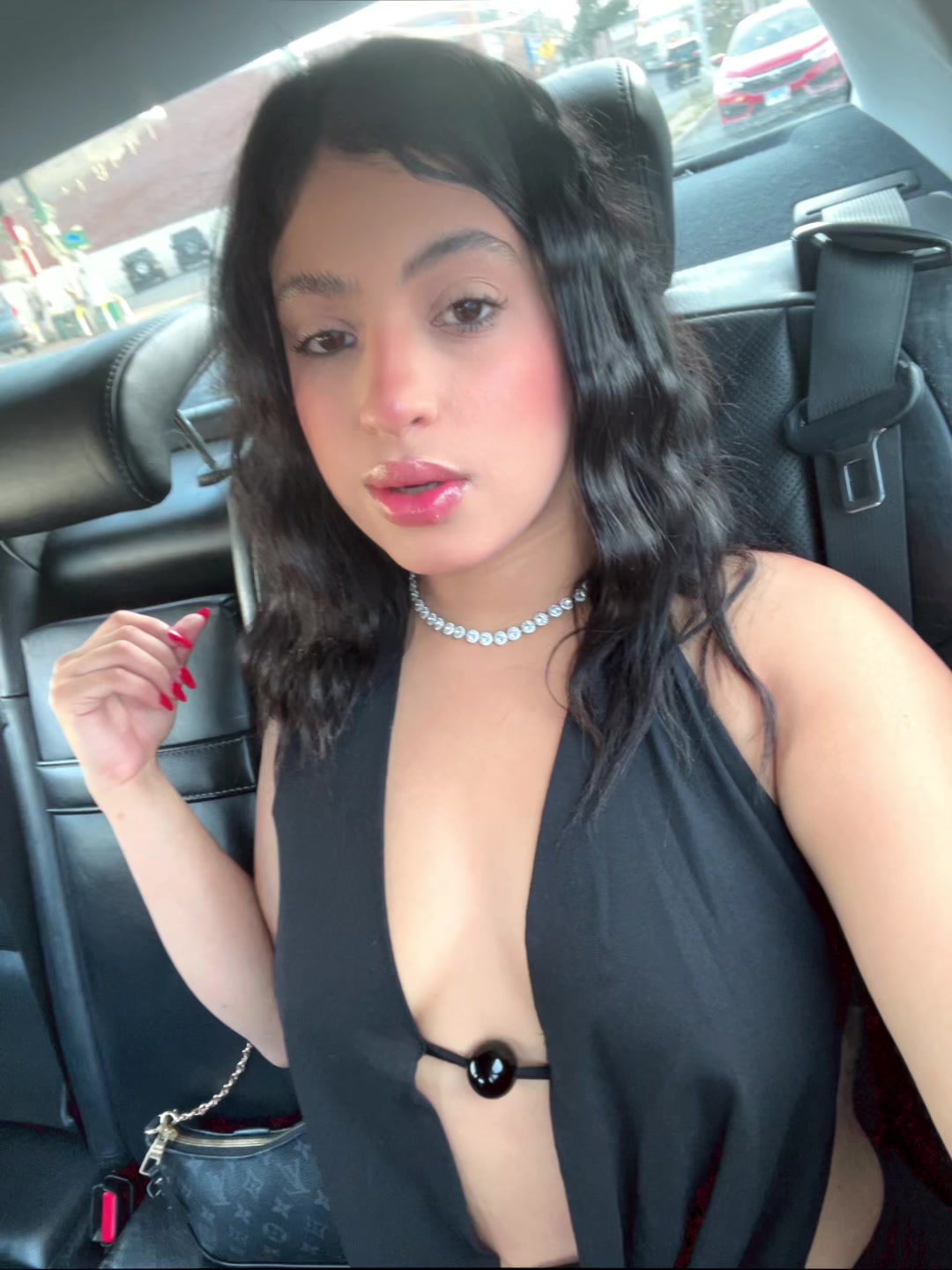 @Ari Castillo