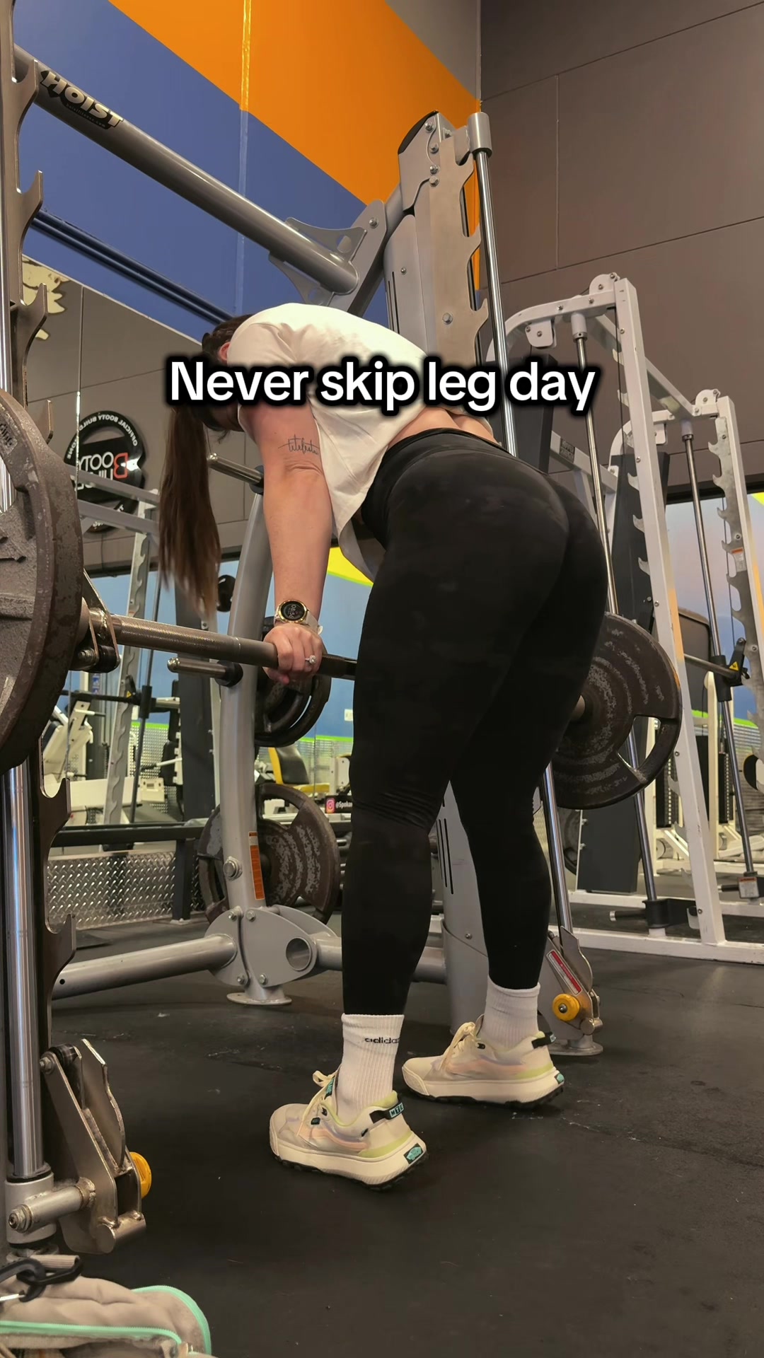 @Corinne | Bodybuilding Mom |RN