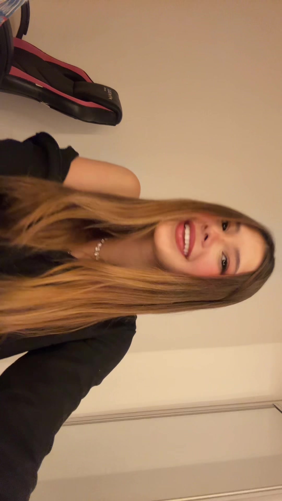 @jujuamancio