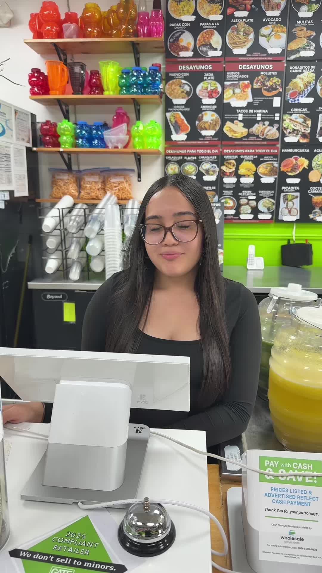 @Yummy snacks y micheladas