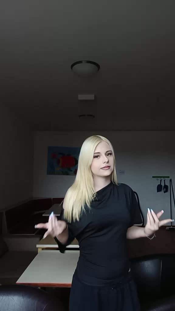 @𑣲𝐋