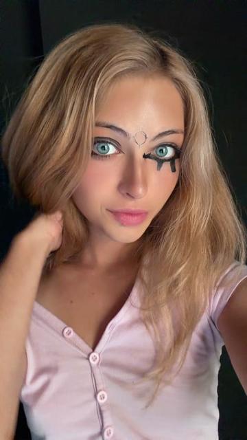 @lolajean