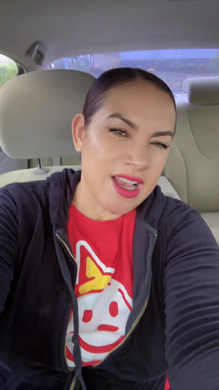 @DULCE LEONA