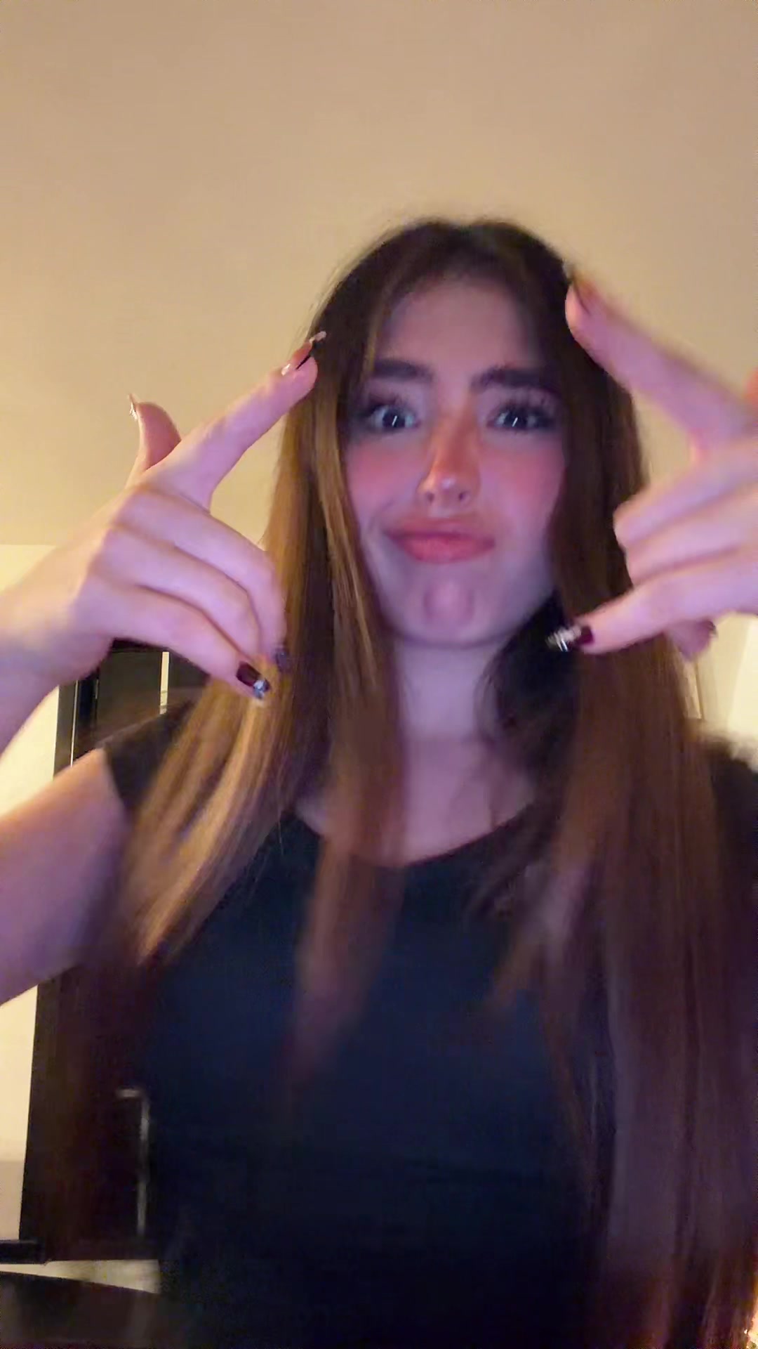 @kamihickman_