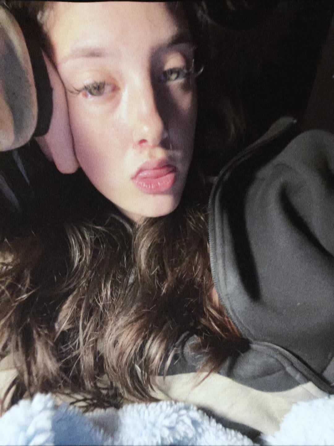 @olivia