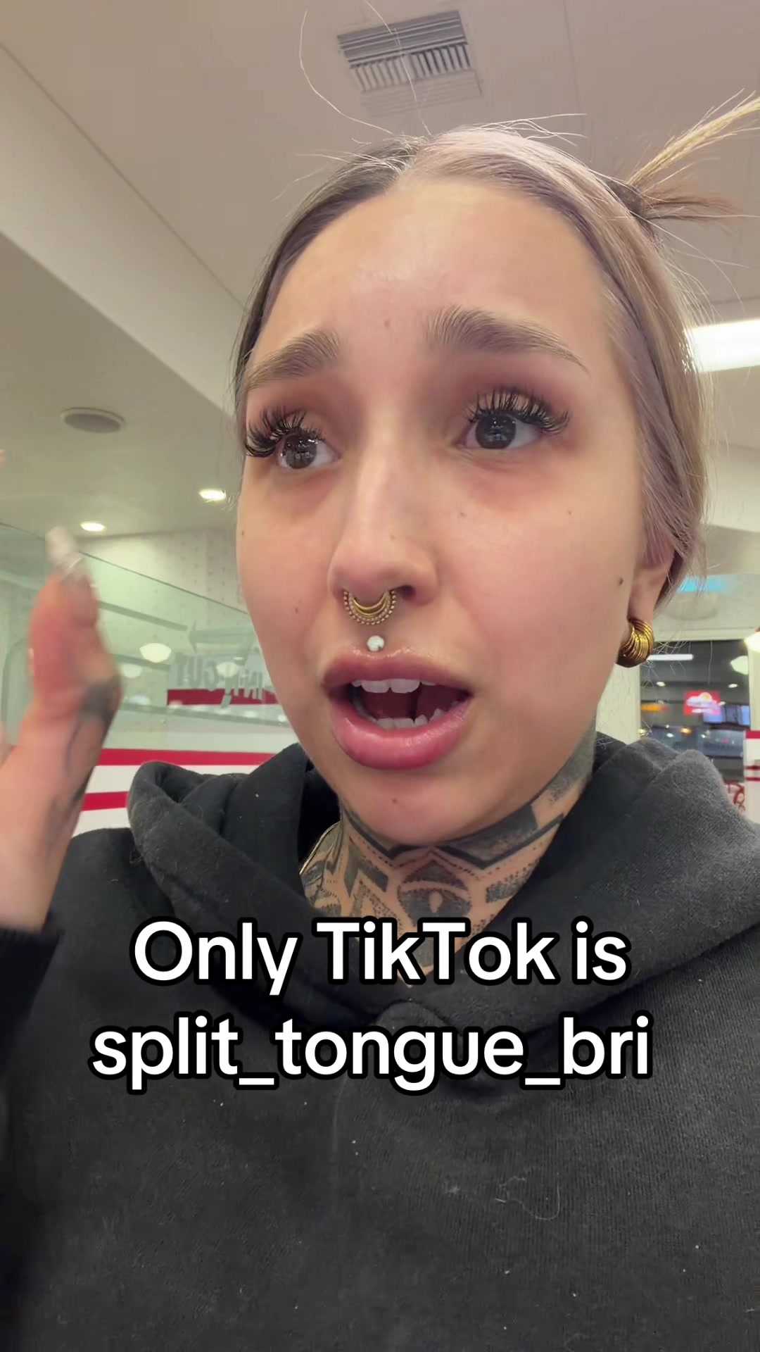 @Split_tongue_bri