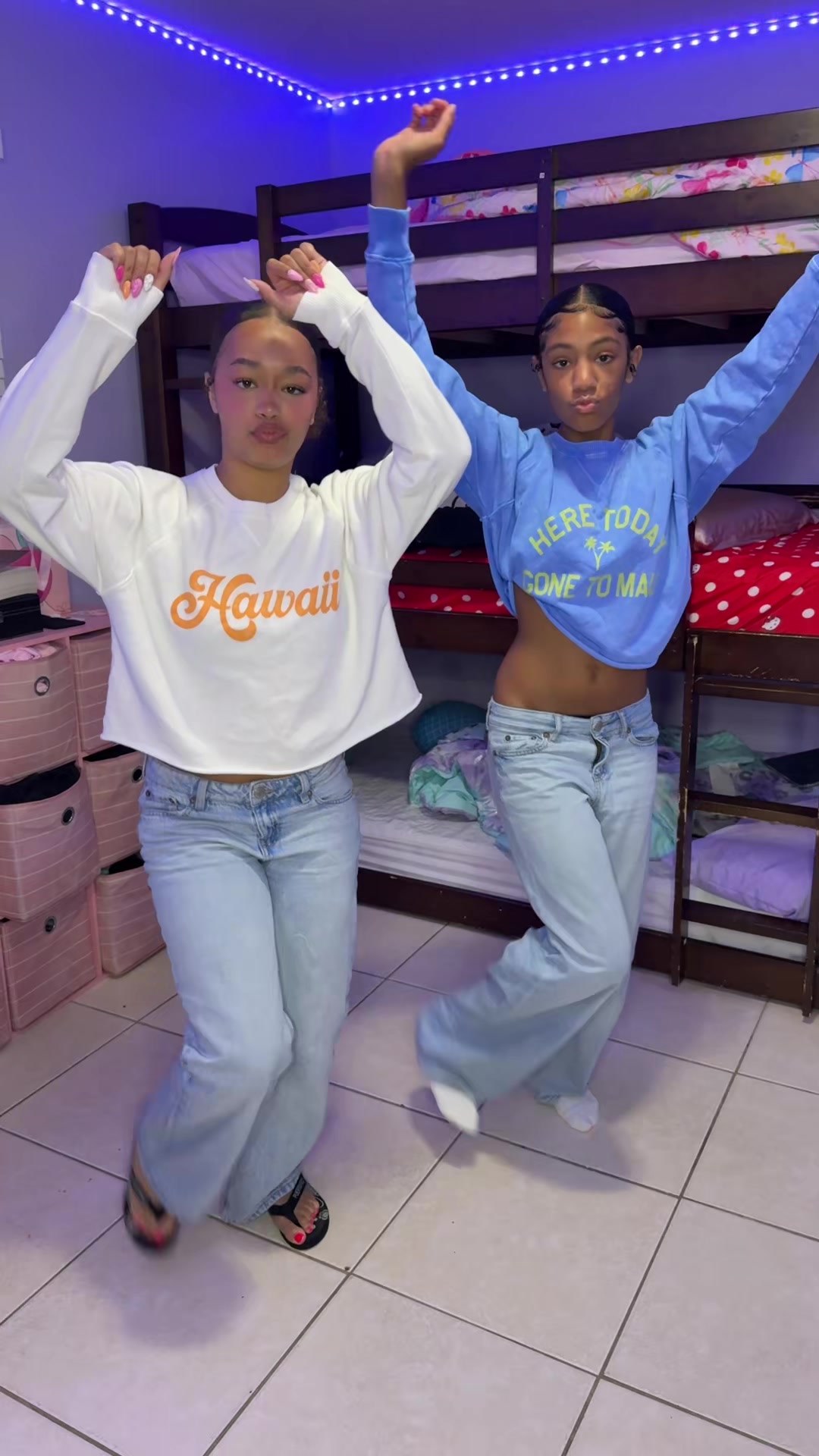 @DemDaddysGirls4