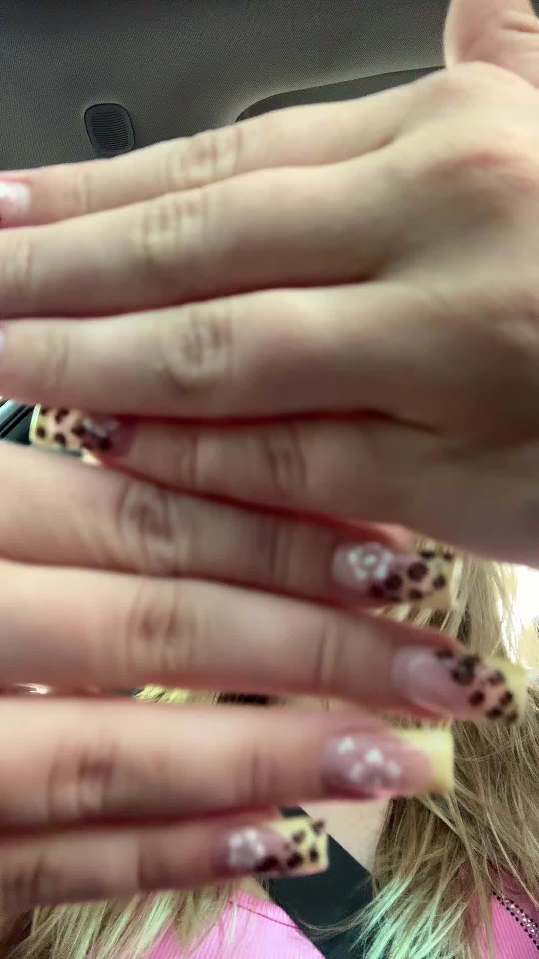 @ellllla