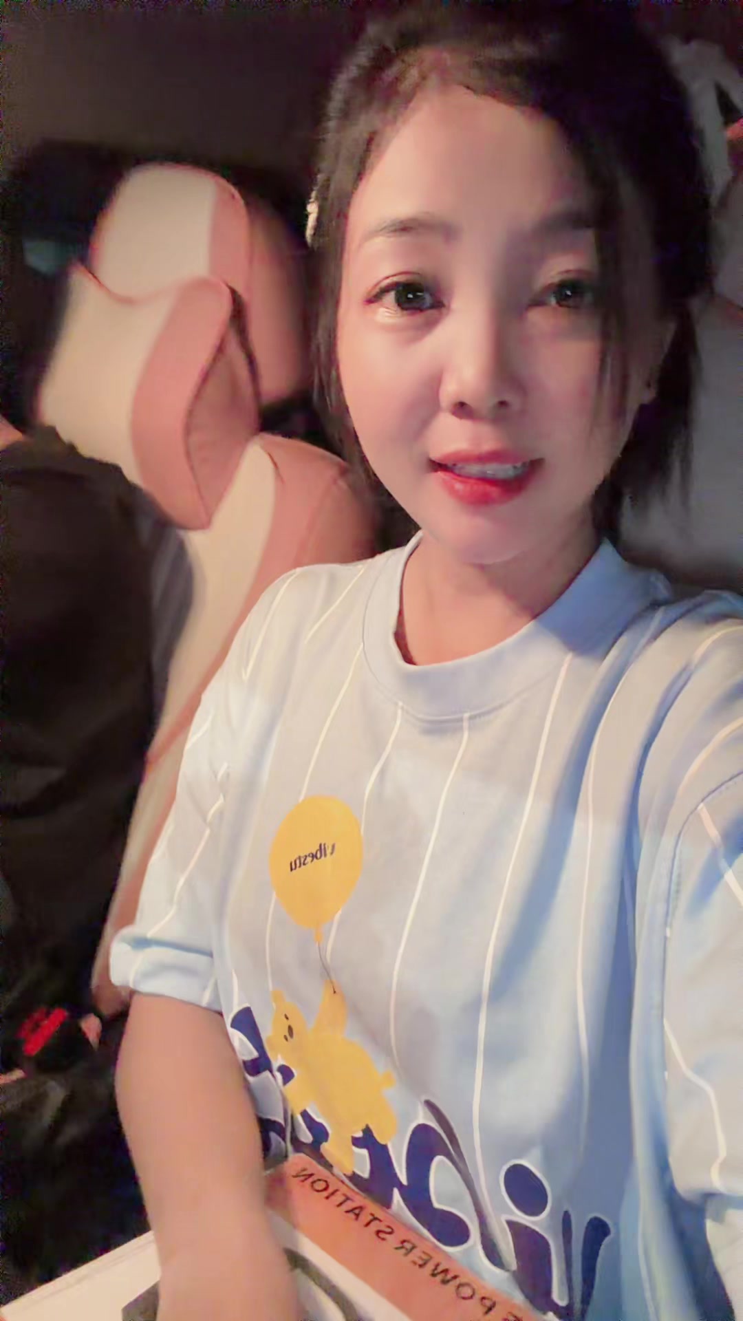 @💕Nga💕 bán hàng rong💕