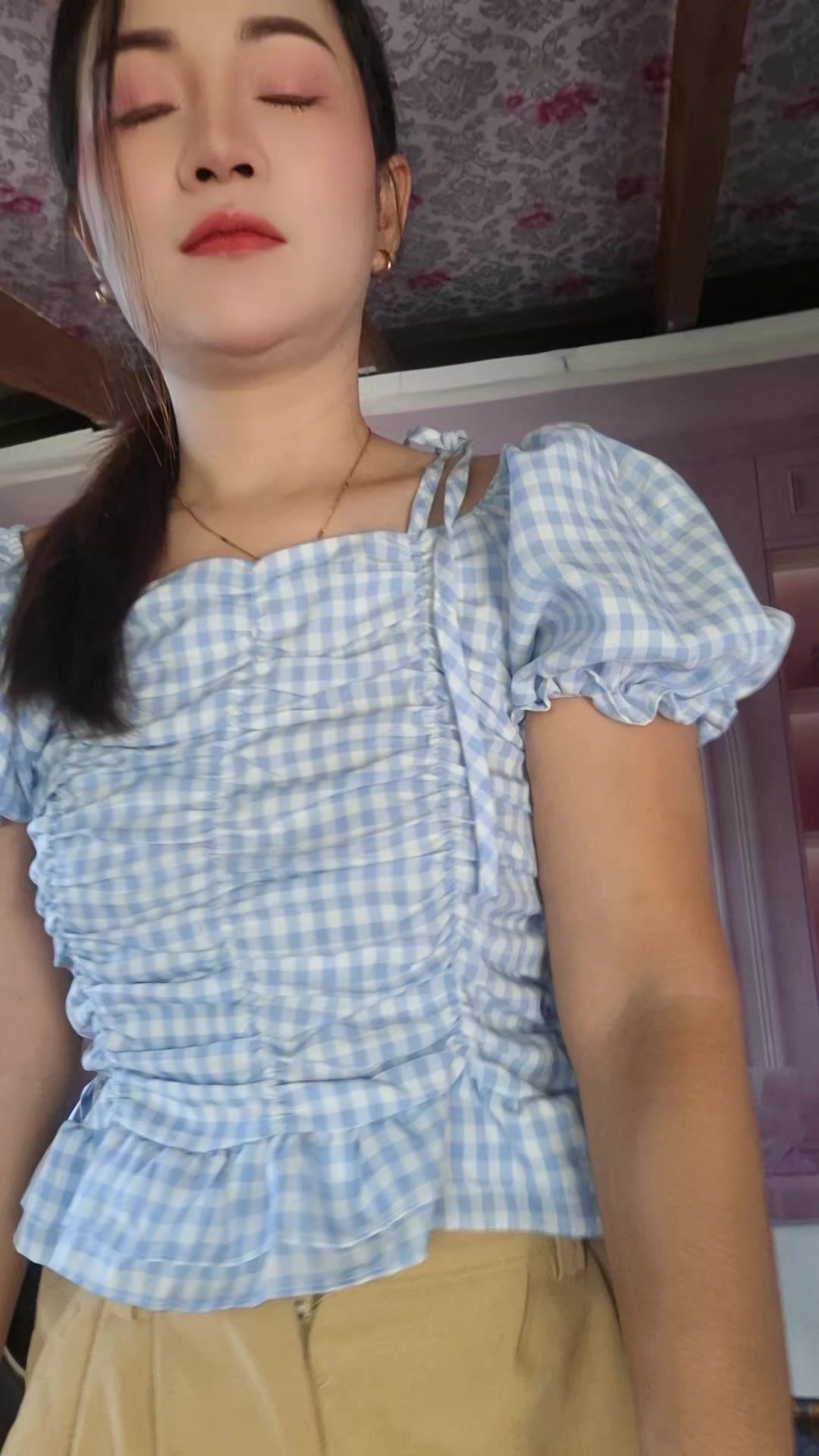 @น้องนิด.. สาวเมืองอุบล