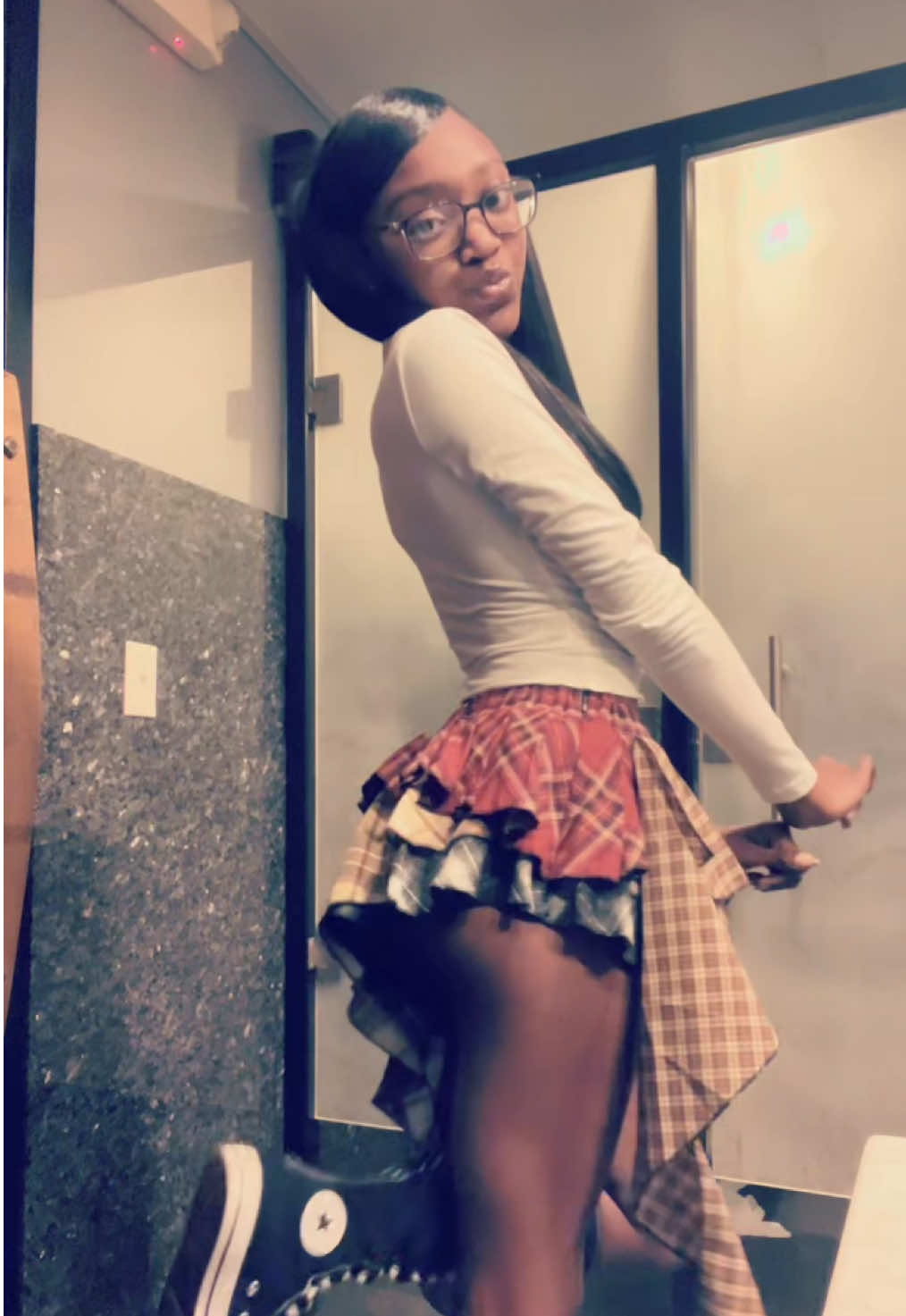 @MYANICOLE