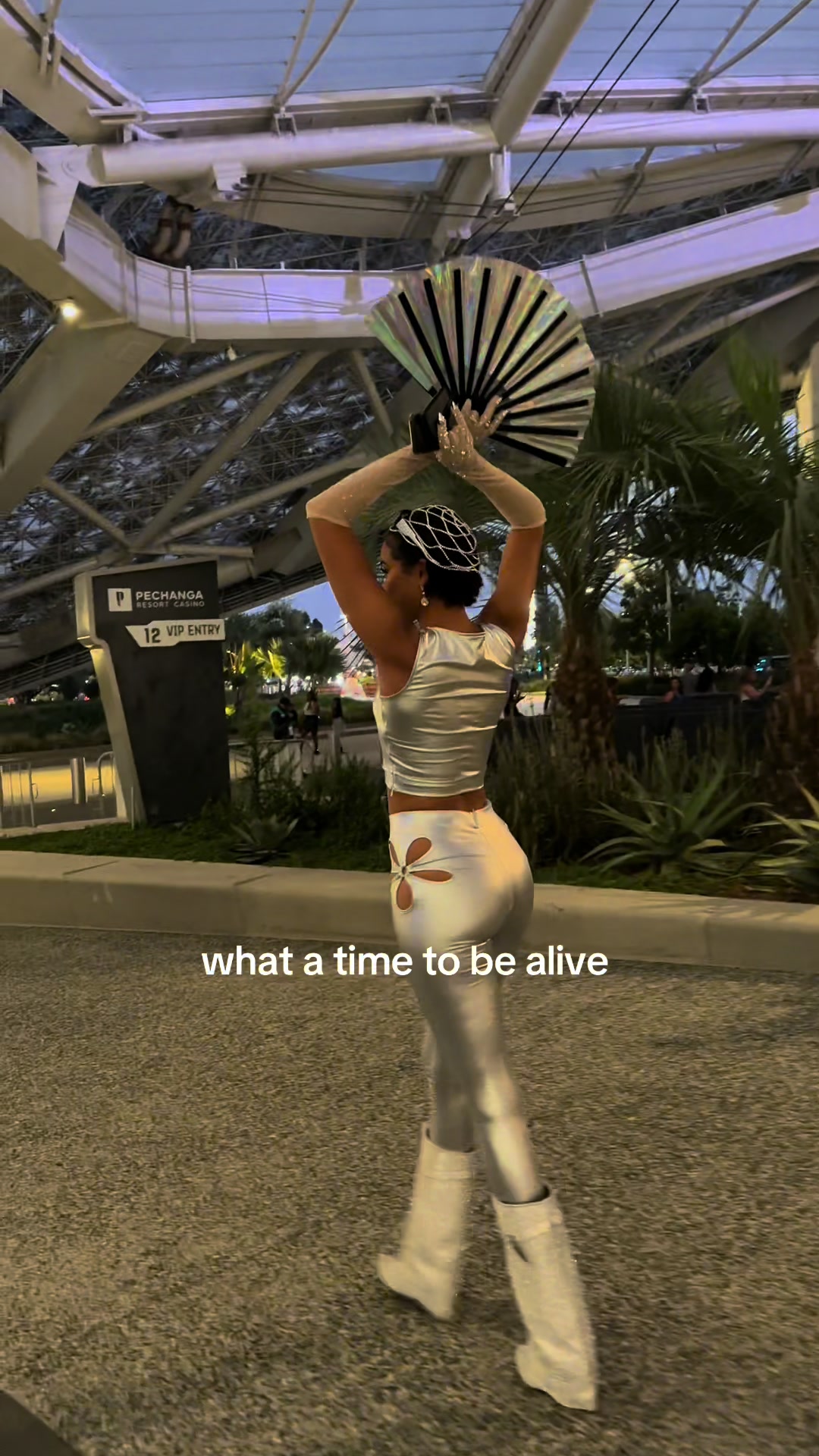 @London Monét