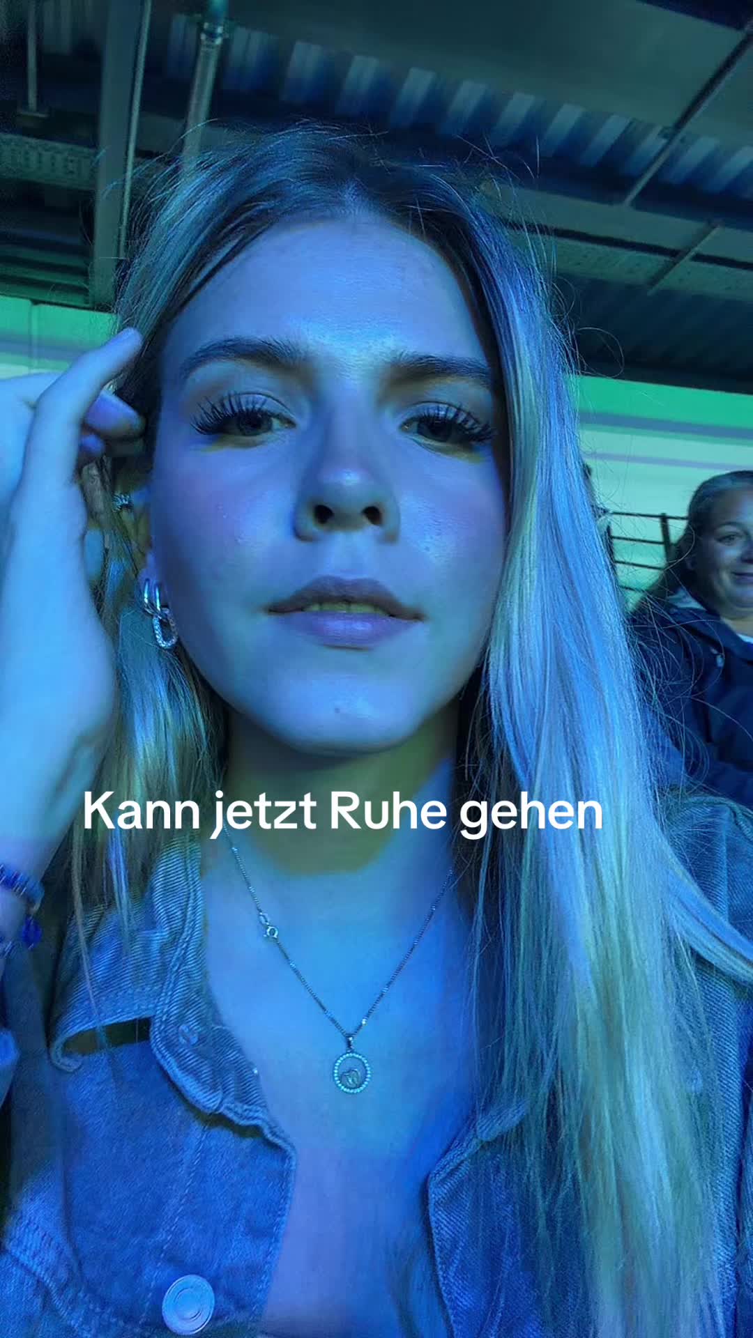 @LP🫐