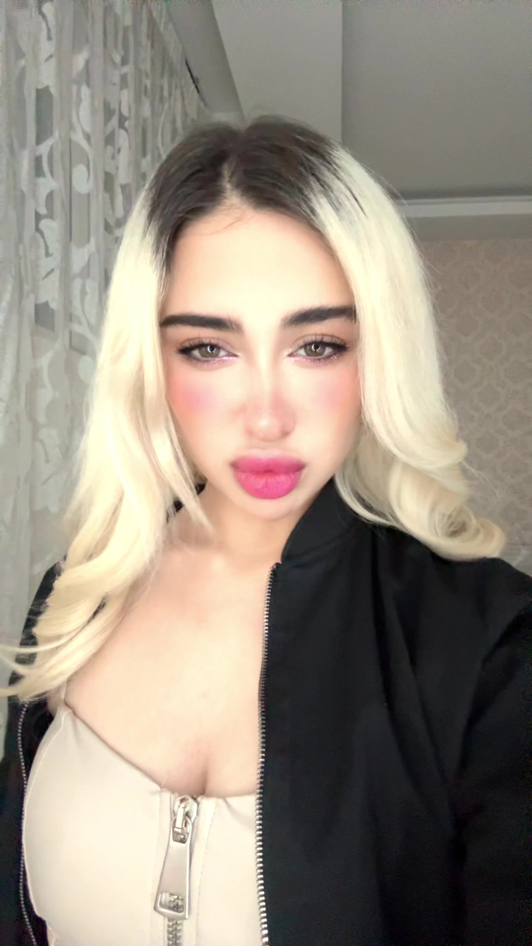 @parimahtahami