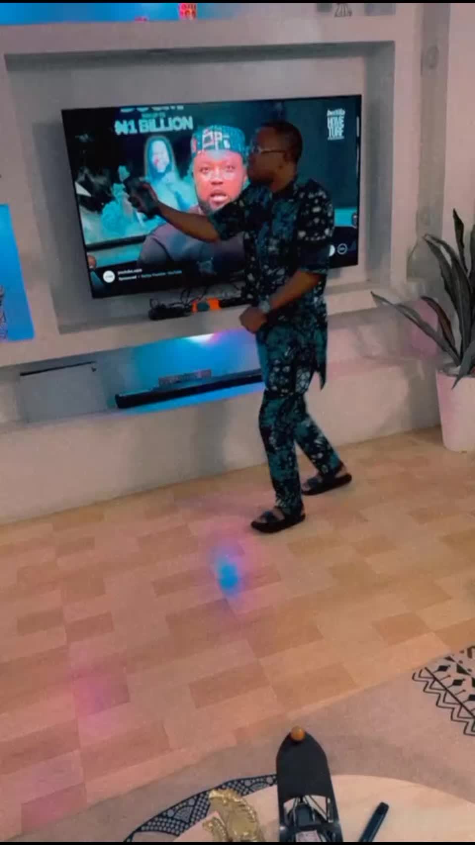 @sampeeter