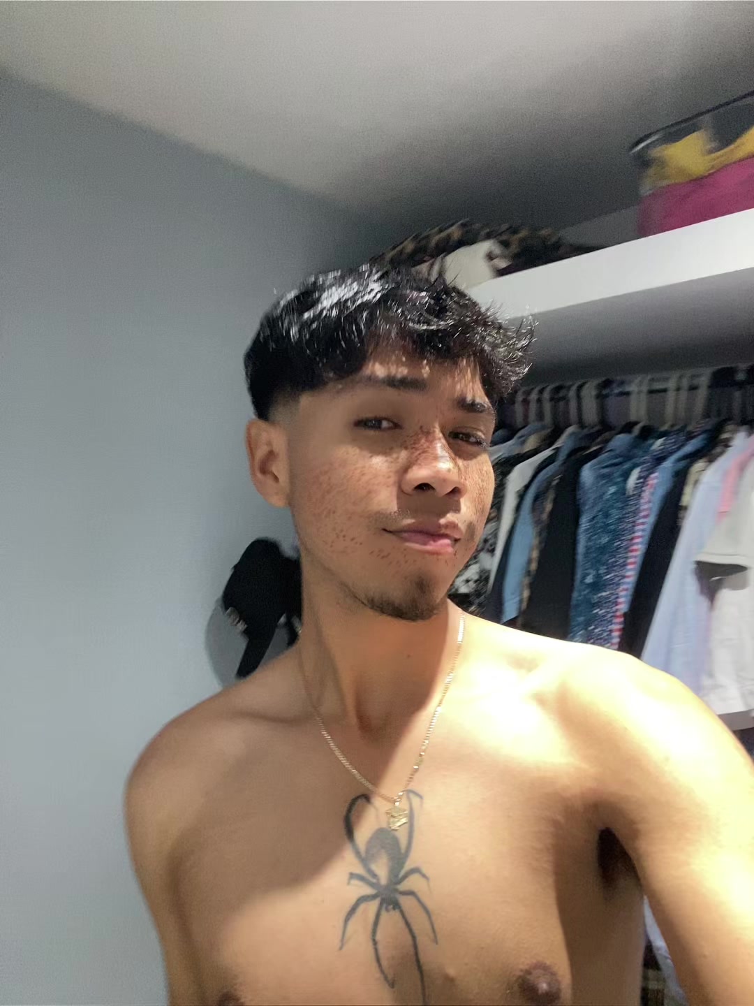 @E.Juan