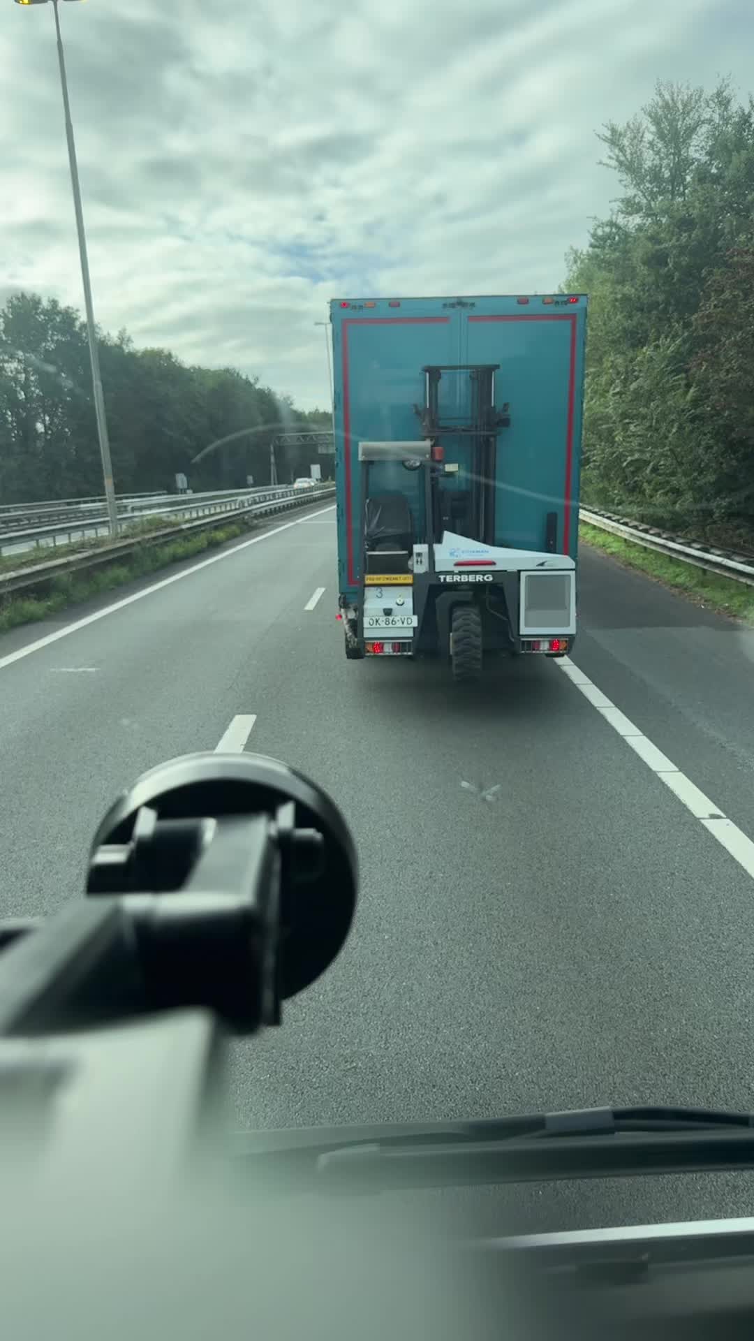 @Georgebruur 😈🚛💨🤘🤘