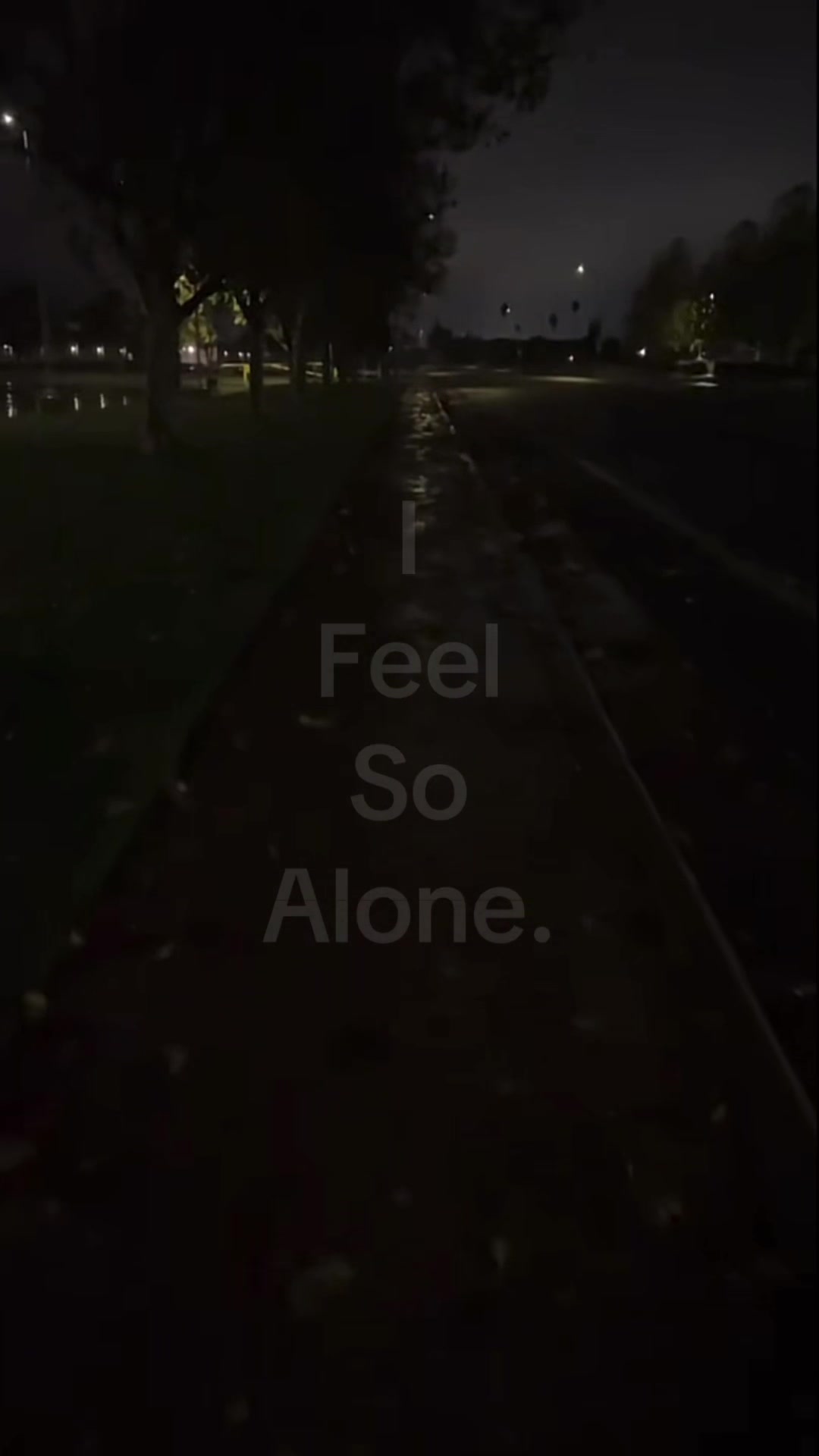 @⃟