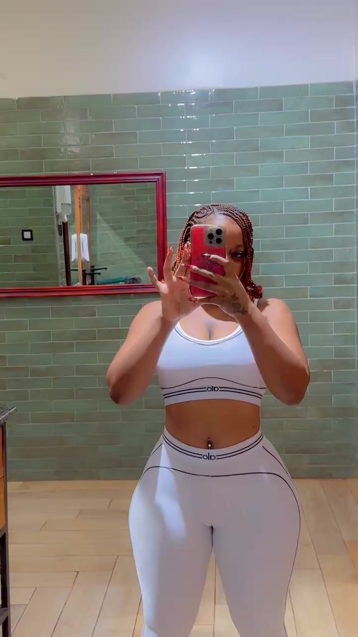 @Elfredah cleo pats🥰🦋