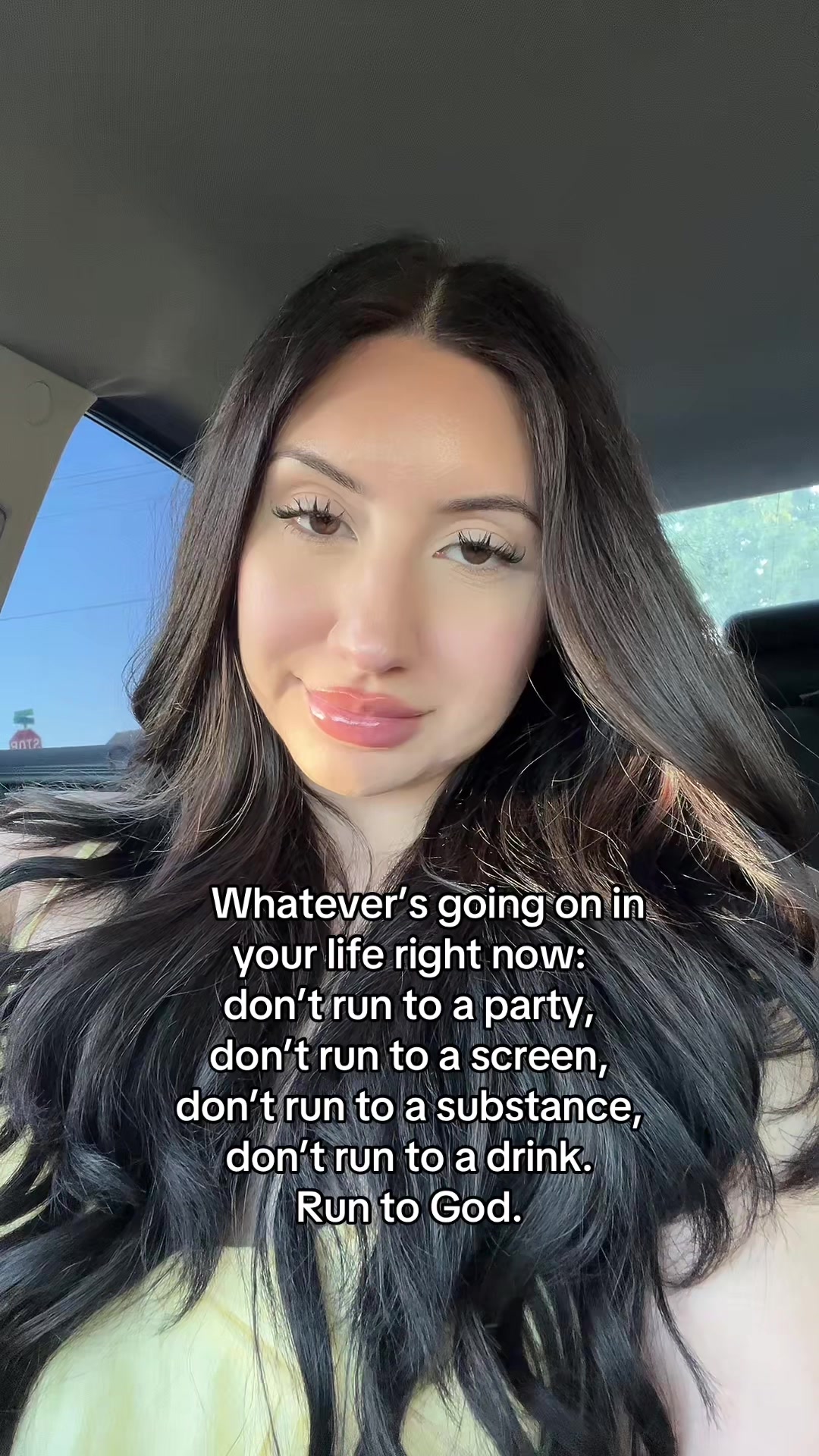 @ivettellanoss